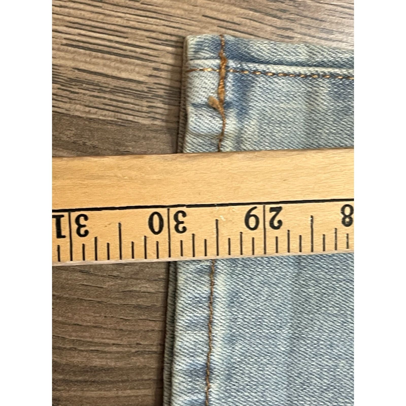 Eddie Bauer Eddie Bauer Jeans Women's 8 Denim Light Wash Straight Pockets Regular Inseam 30 Specially Dyed Vintage No Size 30" / US 8 / IT 44 - 4 Thumbnail