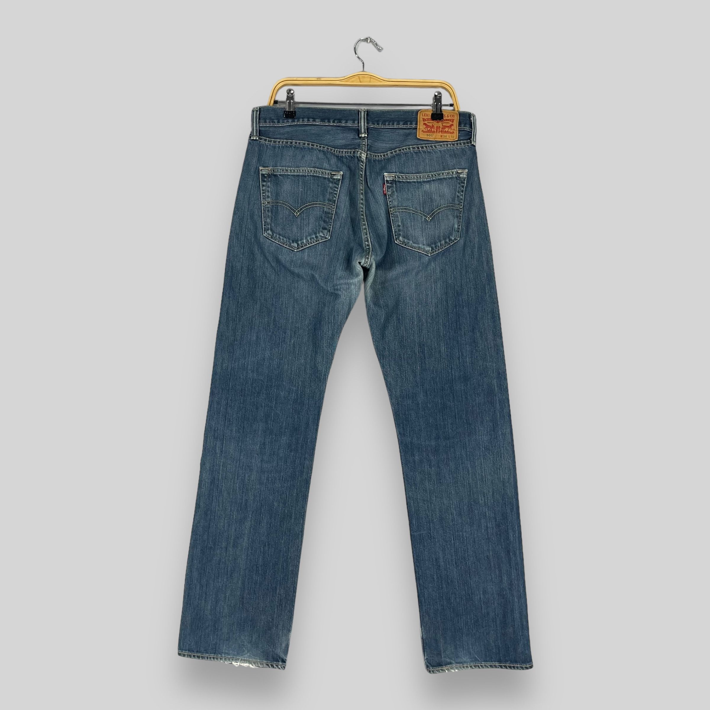 Levi's × Vintage W33 L30 Vintage Levis 501 Medium Wash Distressed Jeans Size US 33 - 8 Thumbnail