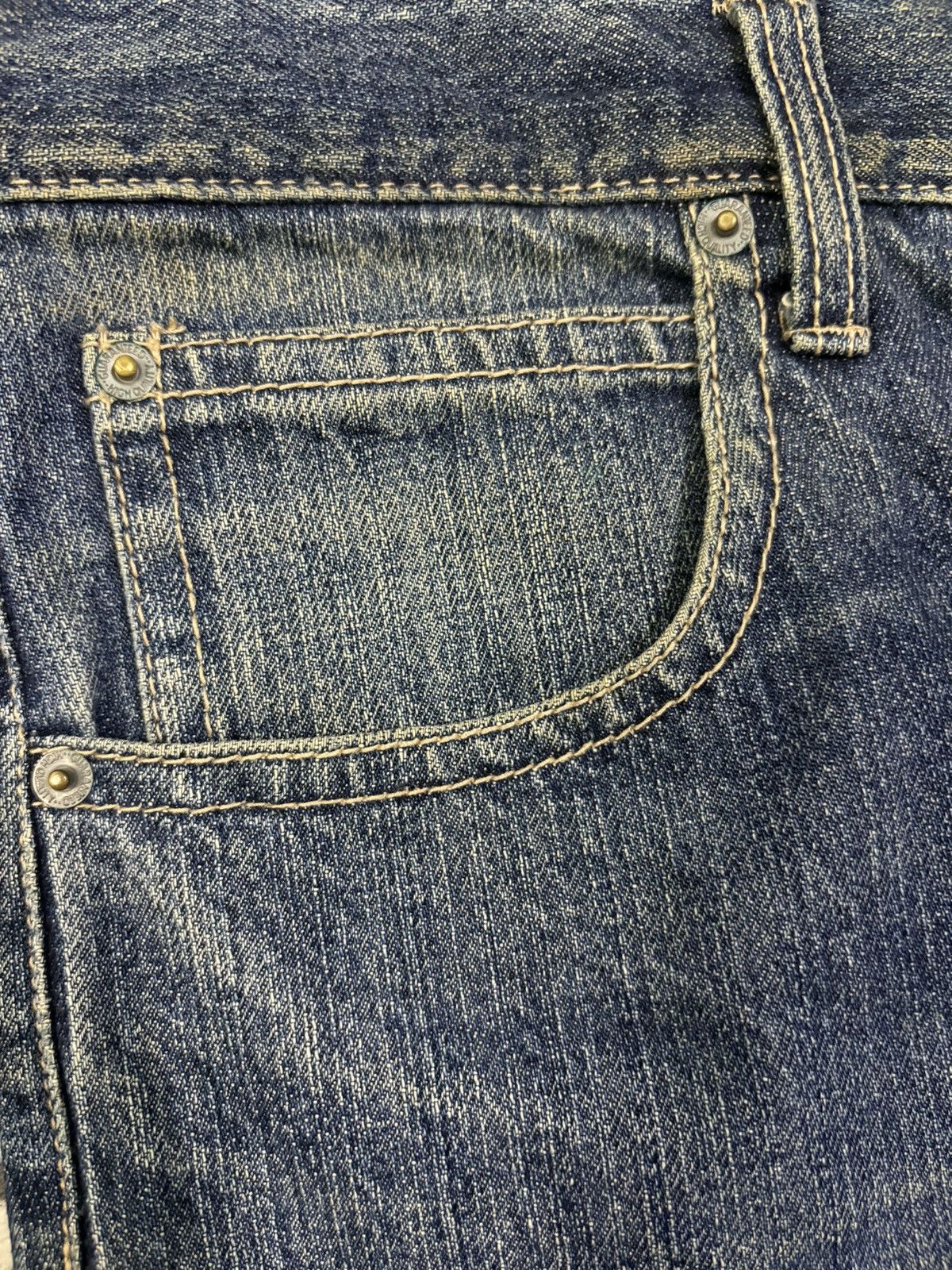 Japanese Brand Vintage Japanese Brand Blue Washed Loose Fit Ripped Jeans Size US 34 / EU 50 - 5 Thumbnail