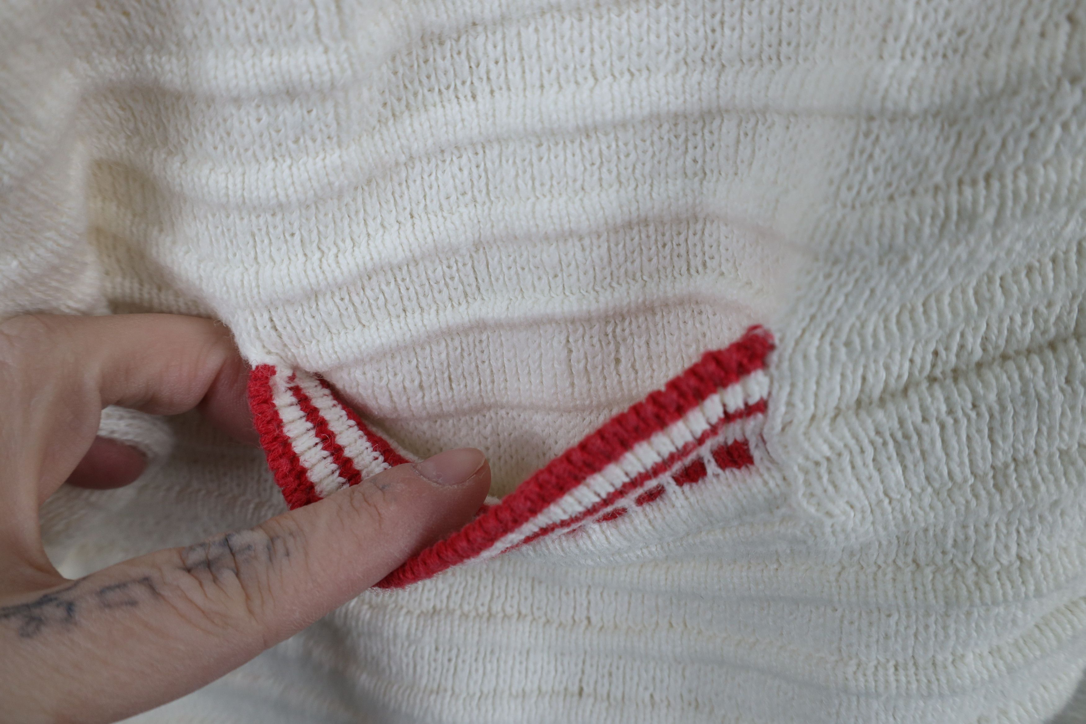 Vintage Vintage 90s Streetwear Ribbed Knit Cardigan Sweater White Size M / US 6-8 / IT 42-44 - 5 Thumbnail