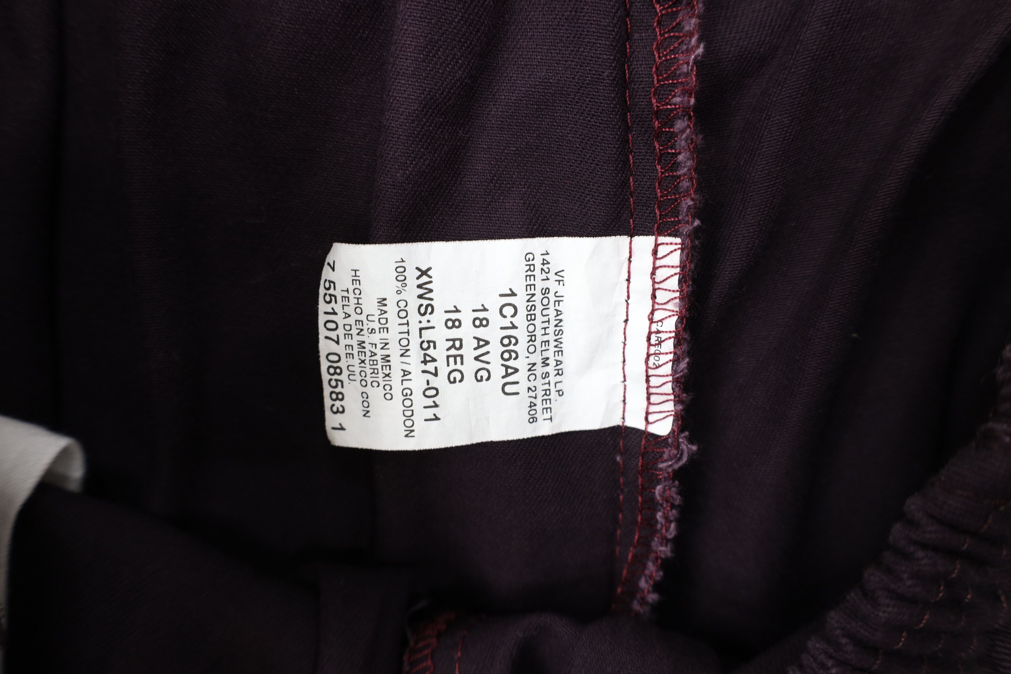 Vintage Vintage 90s Streetwear Tapered Leg Pants Eggplant Purple Size 40" / US 18 - 7 Thumbnail