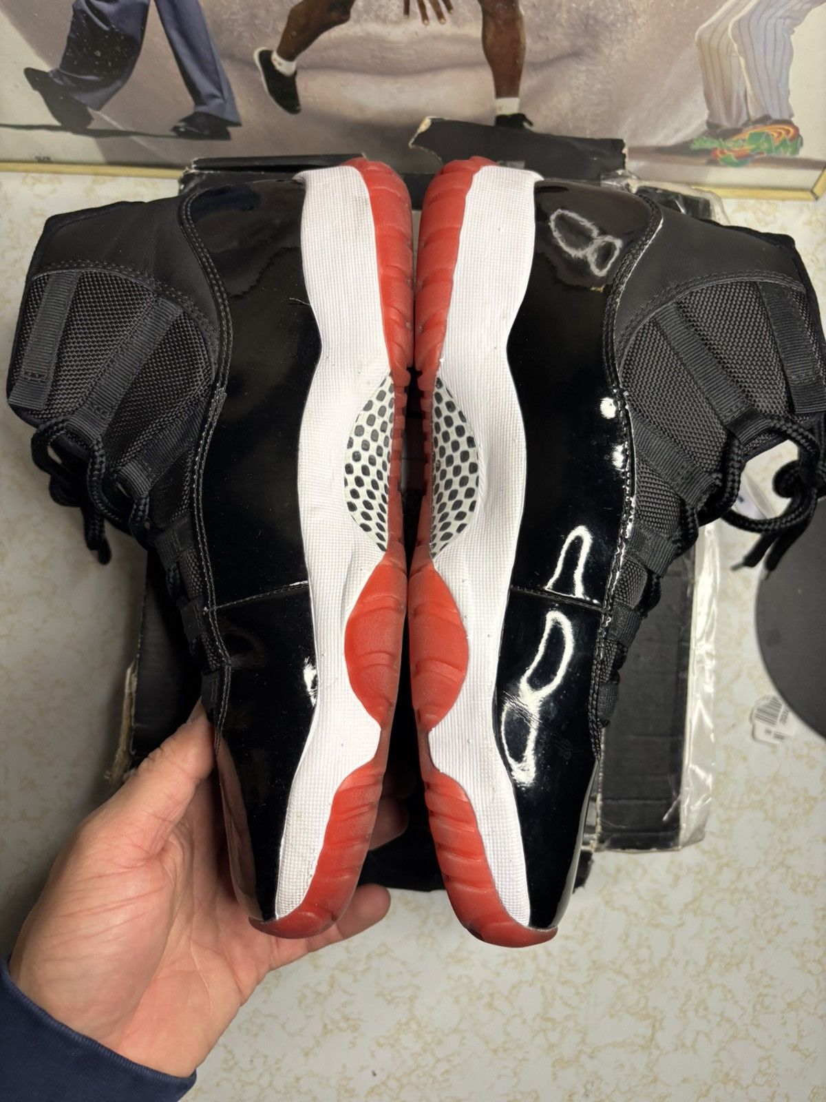 Jordan Brand Air Jordan 11 Retro bred Size US 9.5 / EU 42-43 - 3 Thumbnail