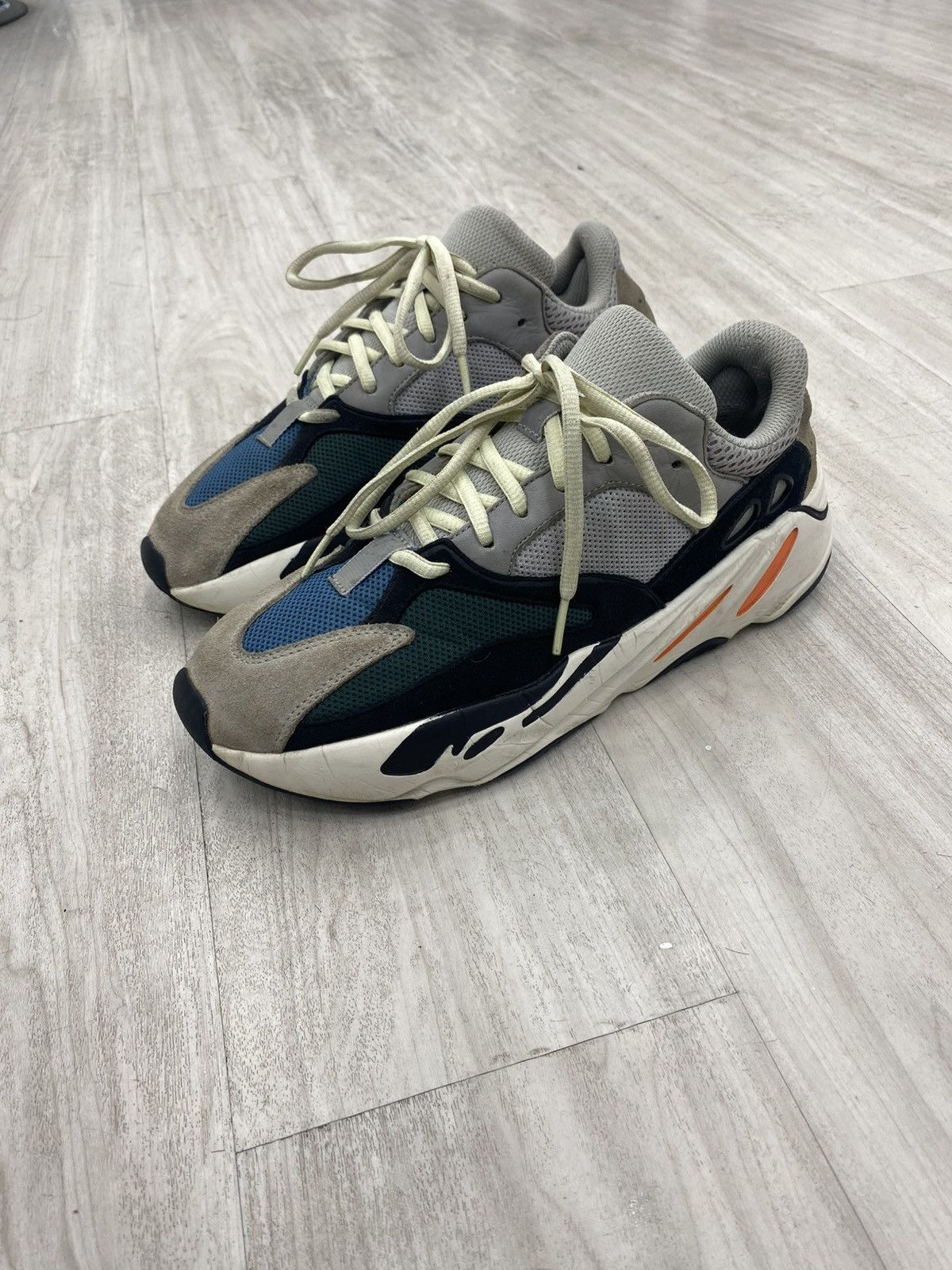 Adidas × Yeezy OG Adidas yeezy boots 700 wave runner Size US 9 / EU 42 - 1 Thumbnail