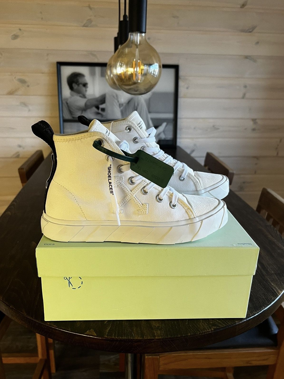 Off-White Mid-top sneakers Size US 7 / EU 40 - 1 Thumbnail