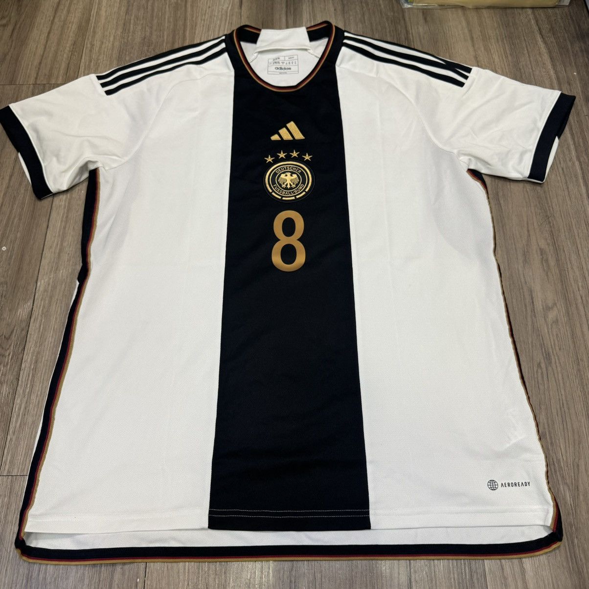 Adidas Germany 22/23 home shirt #8 Kroos Size US XL / EU 56 / 4 - 1 Thumbnail