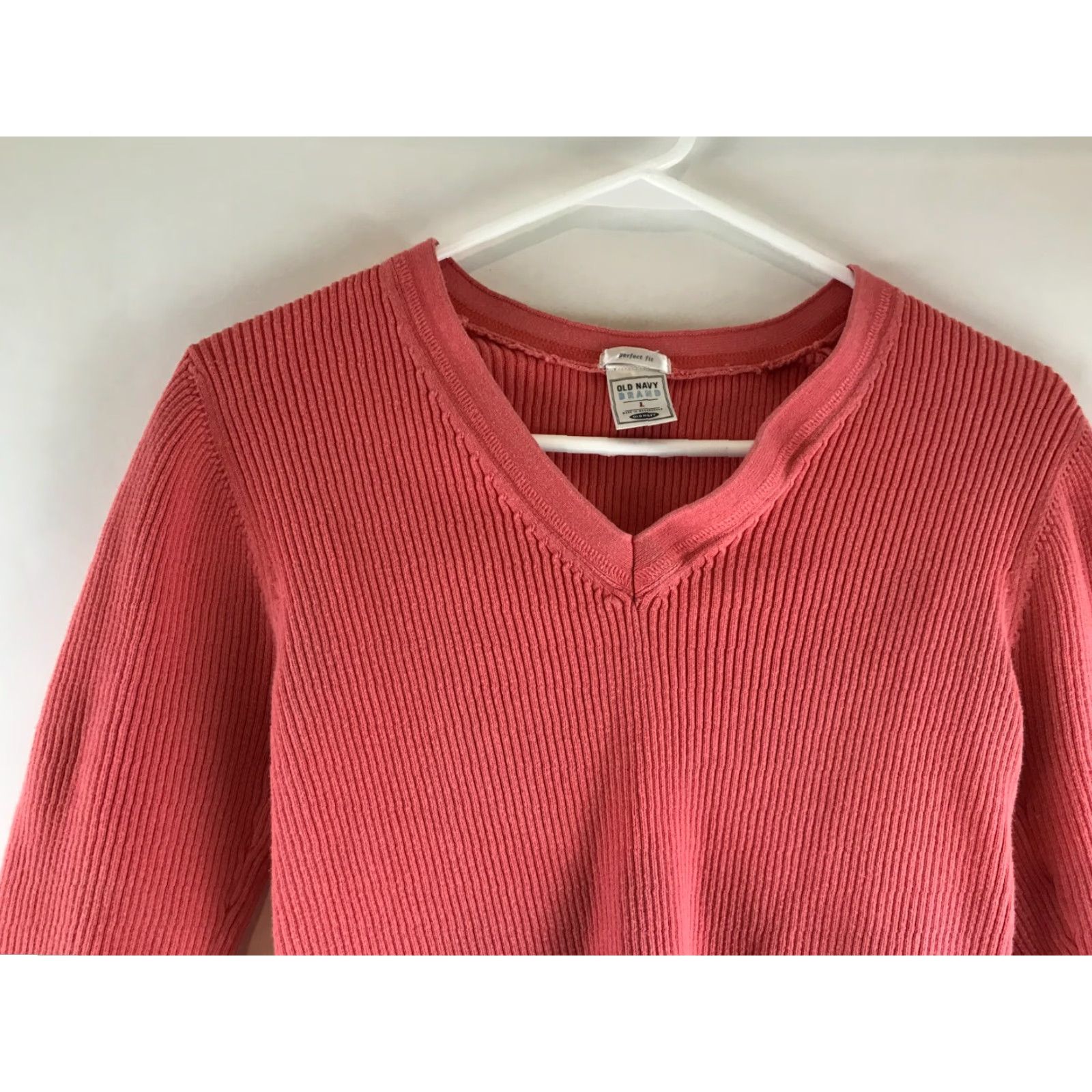 Old Navy Old Navy Shirt Women Large Pink V-neck Ribbed 3/4 Sleeve Tee, Casual, Regular, 100% Cotton, Solid, Modern Basic Size L / US 10 / IT 46 - 3 Thumbnail