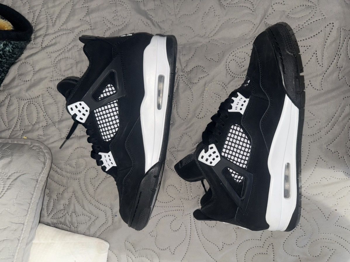 Jordan Brand Jordan 4 white thunder Size US 10 / EU 43 - 3 Thumbnail