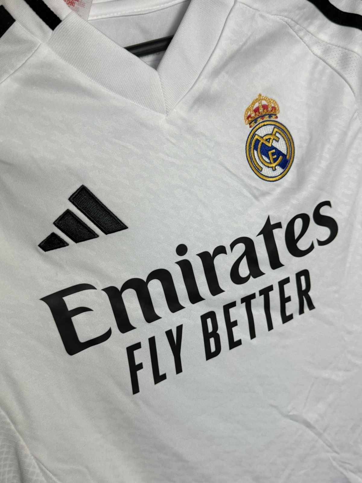 Adidas KIDS New Real Madrid 24/25 Home Mbappe Football Jersey Size US XS / EU 42 / 0 - 4 Thumbnail