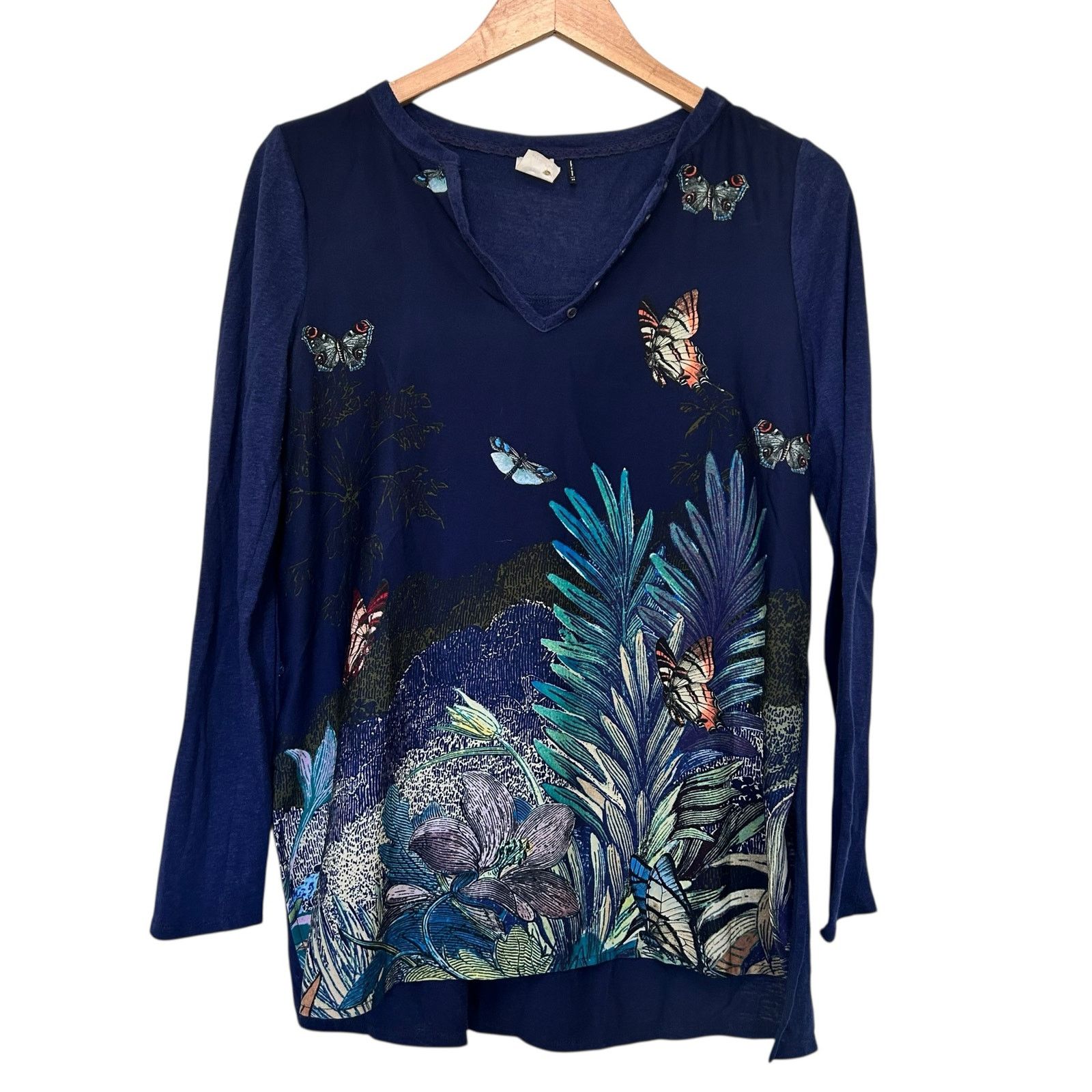 Anthropologie Anthropologie Akemi + Kin Blue Butterfly Linen Blend Top XS Size XS / US 0-2 / IT 36-38 - 1 Thumbnail