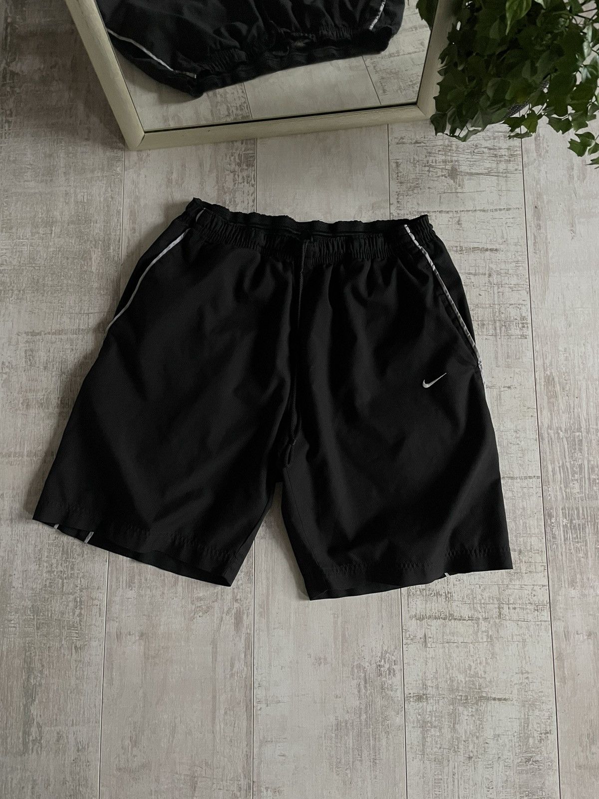 Nike × Vintage Vintage Y2K Nike 90’s Shorts Phosphorus Swoosh Drill RARE Size US 34 / EU 50 - 1 Thumbnail