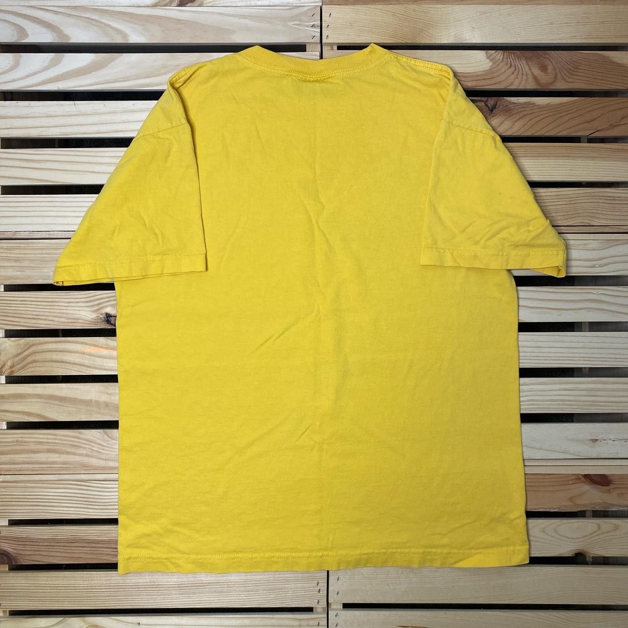 Aeropostale Vintage Aeropostale Yellow Y2K Tee Size Large Size US L / EU 52-54 / 3 - 2 Thumbnail