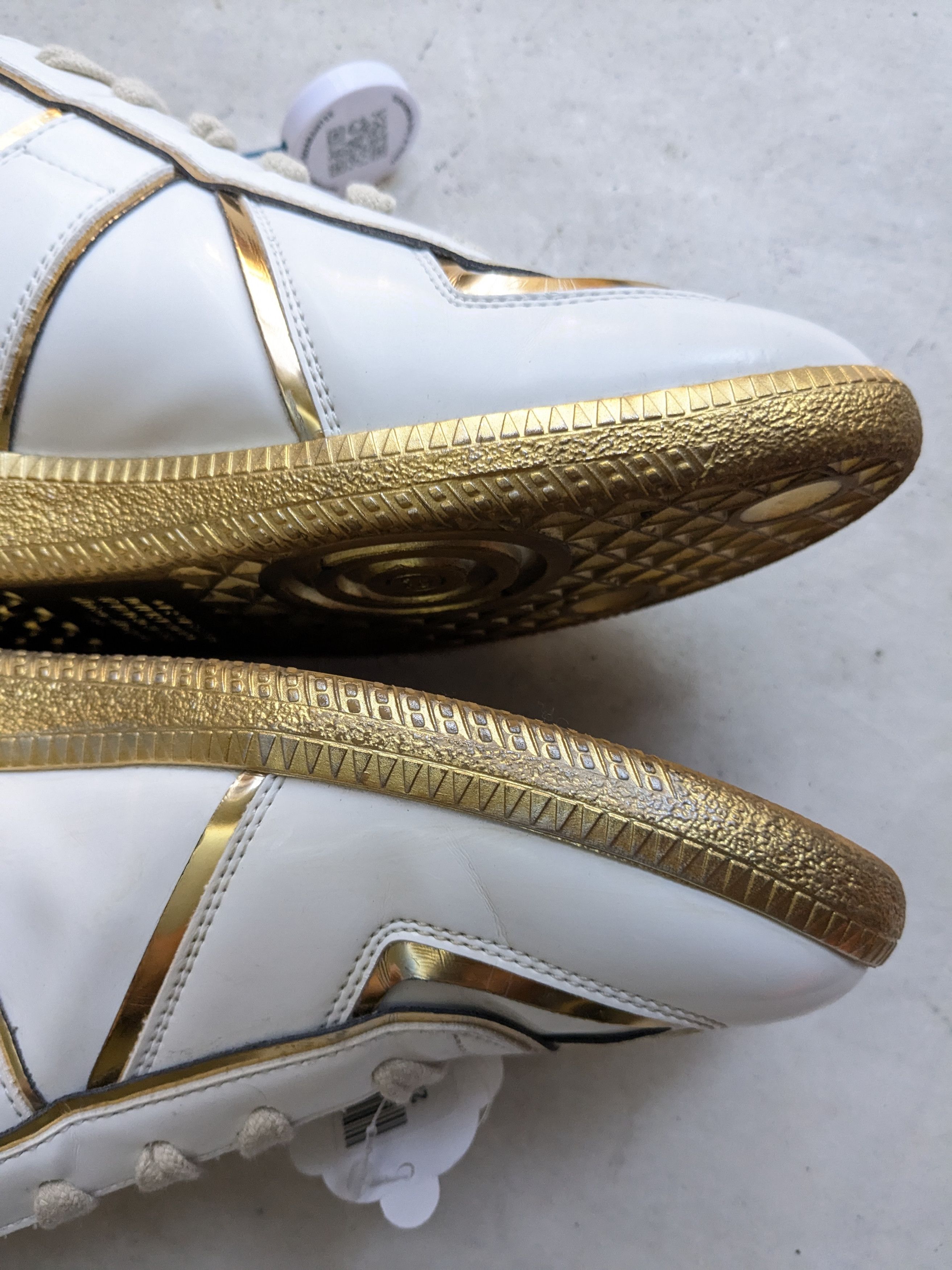 Maison Margiela Maison Margiela GAT Replica White Gold Patent Leather 8 41 Size US 8 / EU 41 - 13 Thumbnail