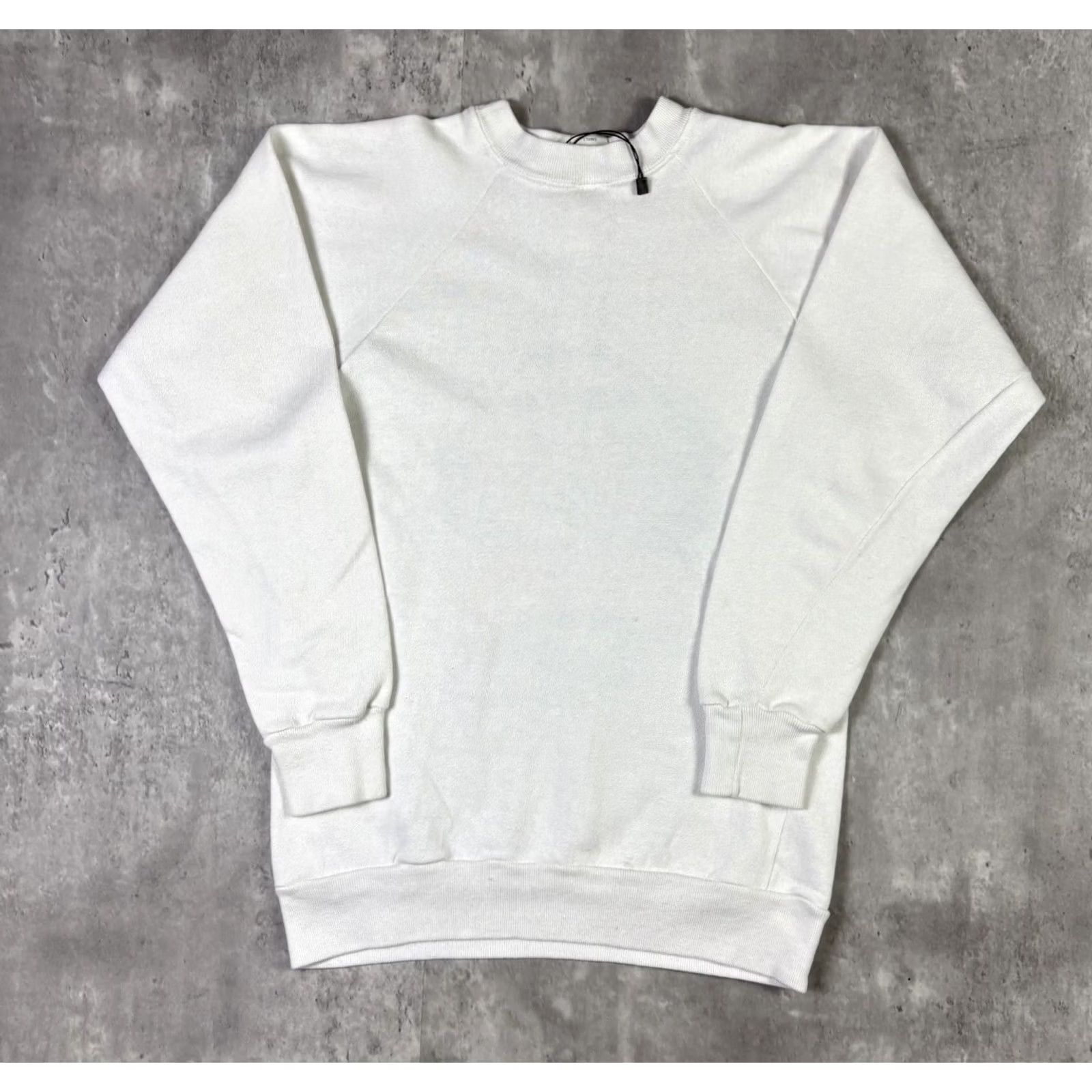Twins VINTAGE Minnesota Twins World Champions White Crewneck Sweatshirt S Mens 90s 80s Baseball Graphic Print Pullover Cotton Knit Accents Logo Size US S / EU 44-46 / 1 - 2 Thumbnail