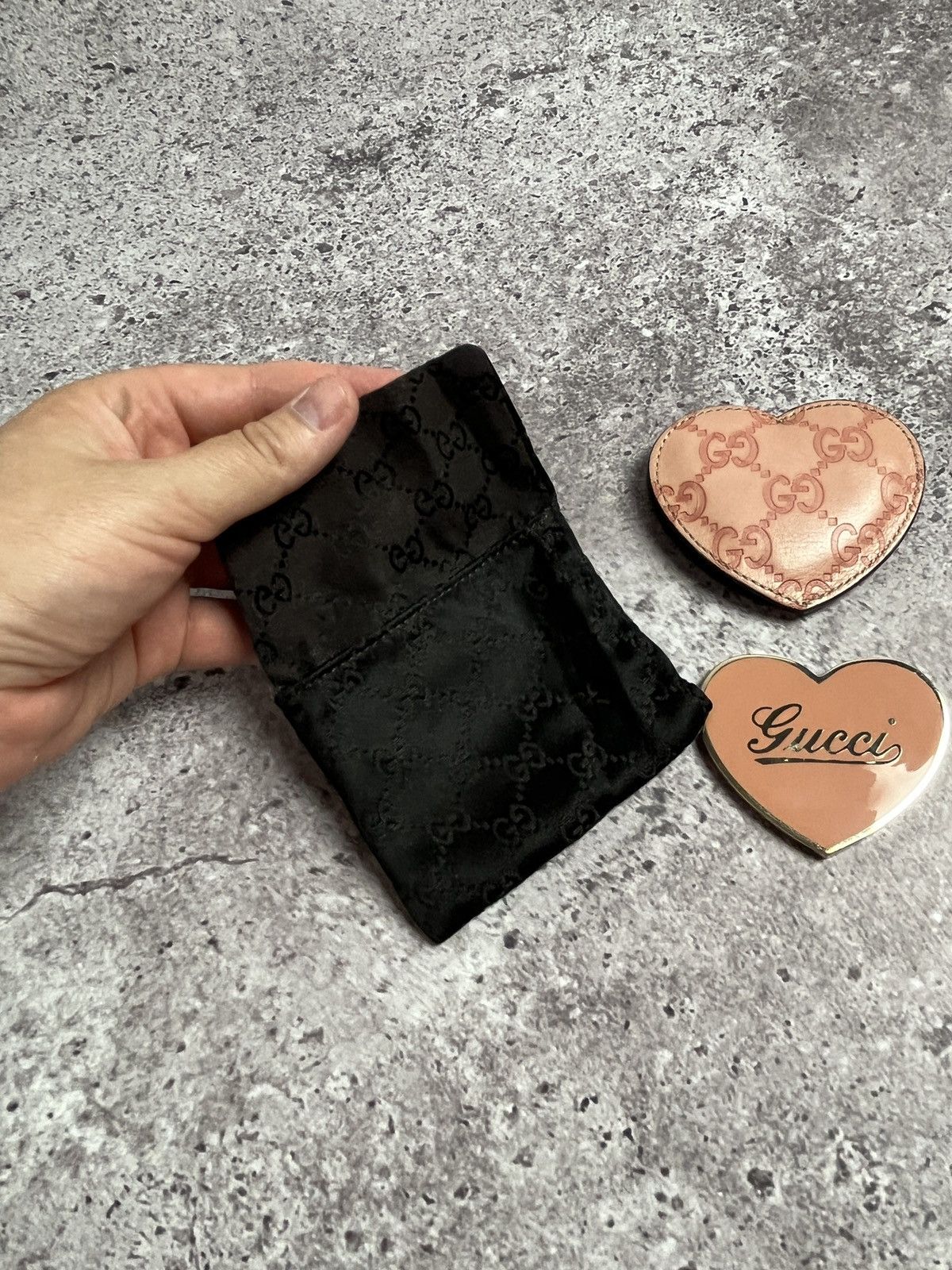 Gucci Gucci Heart Shaped Pocket Mirror With Leather Case Size ONE SIZE - 2 Thumbnail