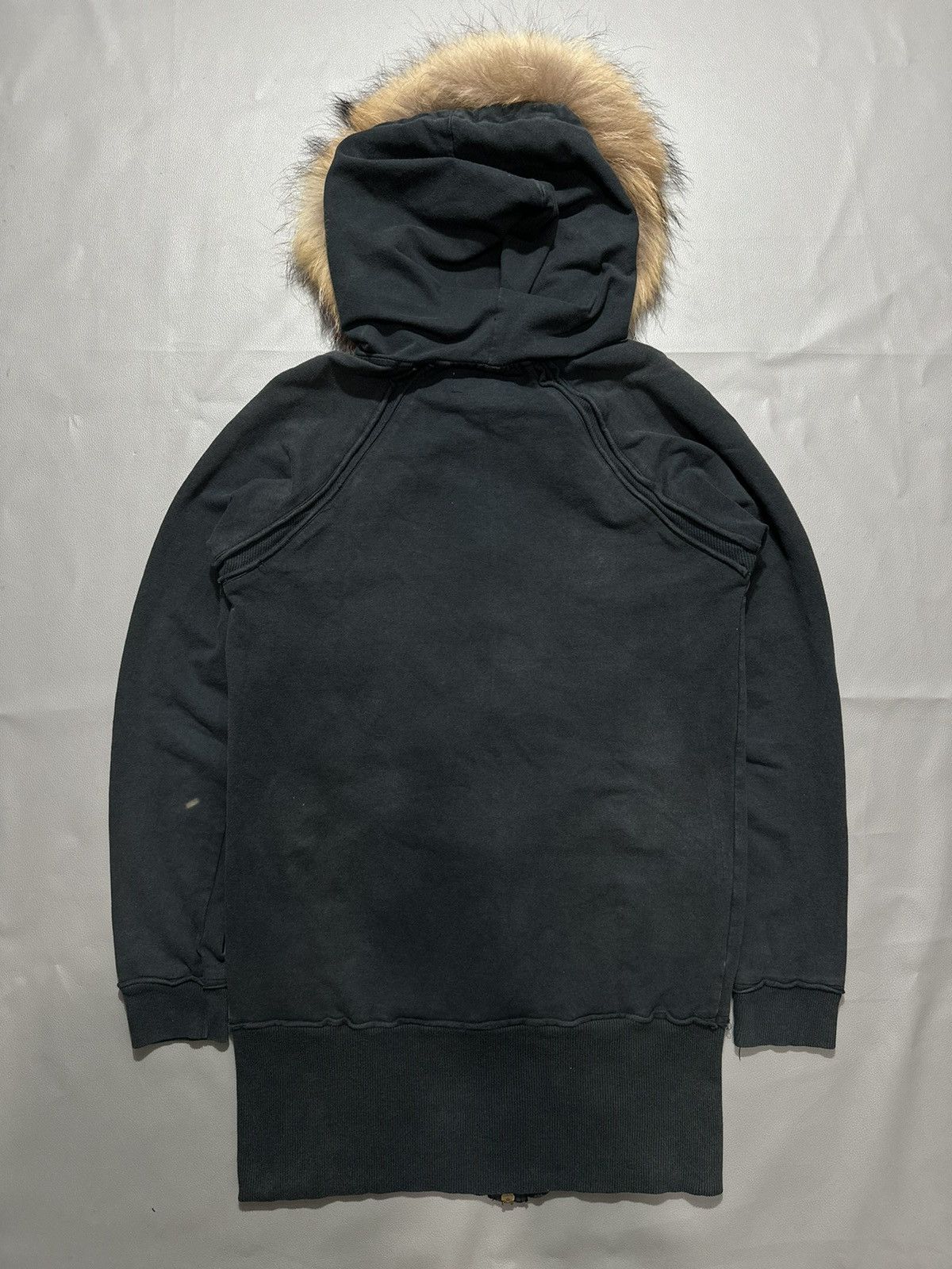 Le Grande Bleu (L.G.B.) DISTRESSED WORLDWIDE Zip Fur Hoodie IfSixWasNine LGB STYLE Size US S / EU 44-46 / 1 - 7 Thumbnail