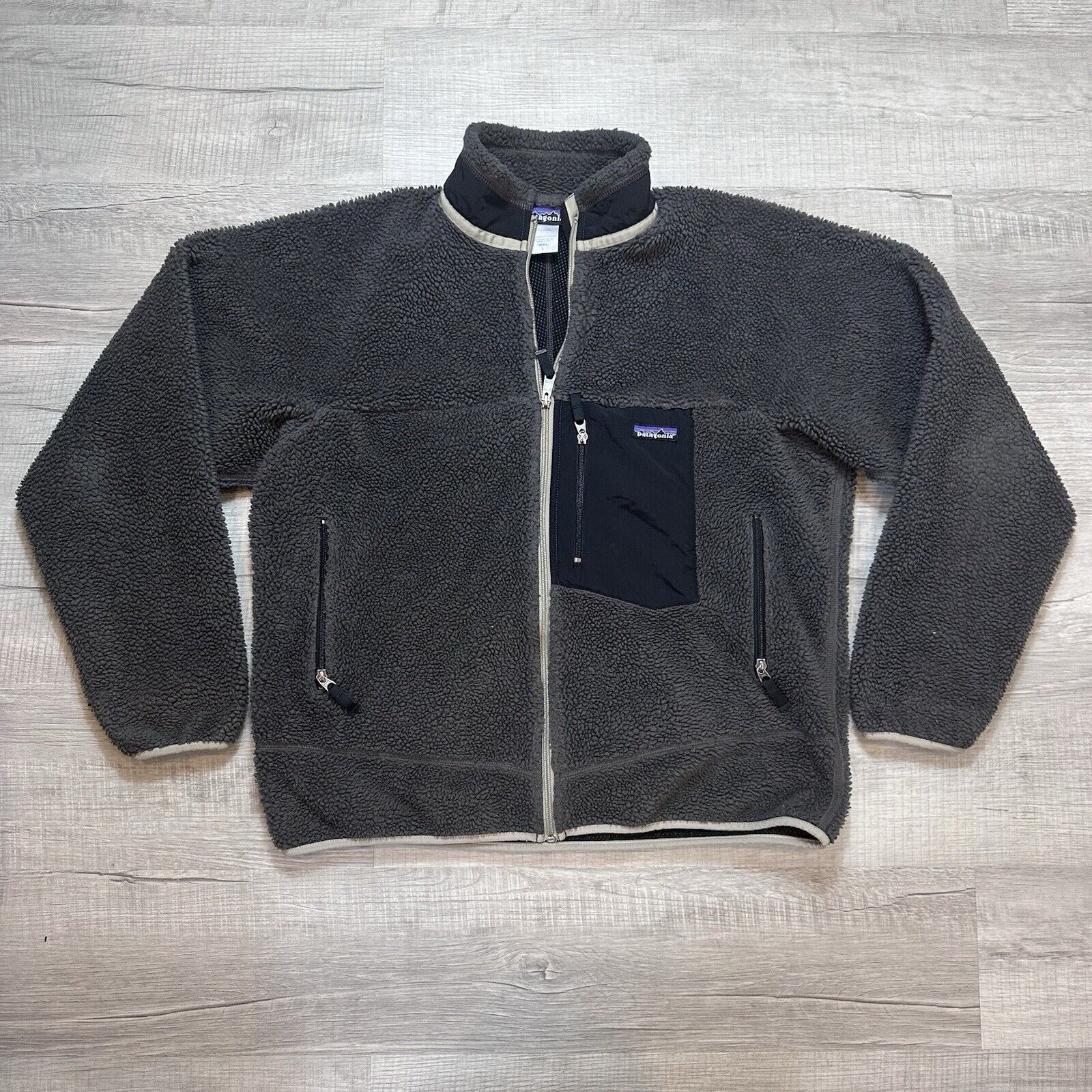 Patagonia Patagonia Mens Retro-X Cardigan Deep Pile Fleece Jacket Size US L / EU 52-54 / 3 - 1 Thumbnail