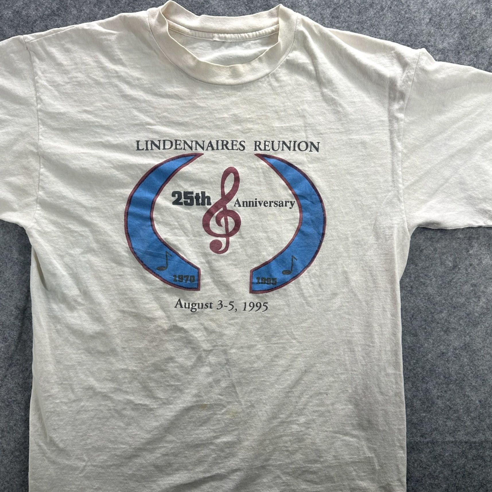 Fruit Of The Loom VINTAGE Lindennaires Reunion Shirt Mens Large White 25th Anniversary 1995 90s Music Size US L / EU 52-54 / 3 - 2 Thumbnail