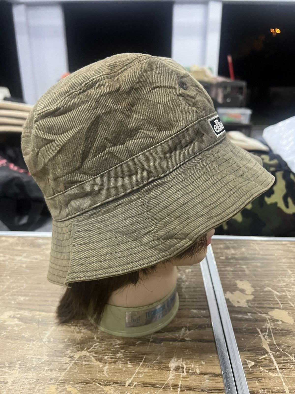Ellesse × Vintage THRASHED FADED ELLESSE BUCKET HAT Size ONE SIZE - 4 Thumbnail