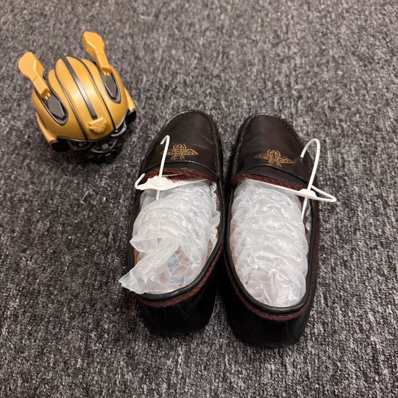 Gucci Gucci Black Leather Loafers with Bee Embroidery - Size US 7.5 / EU 40-41 - 3 Thumbnail