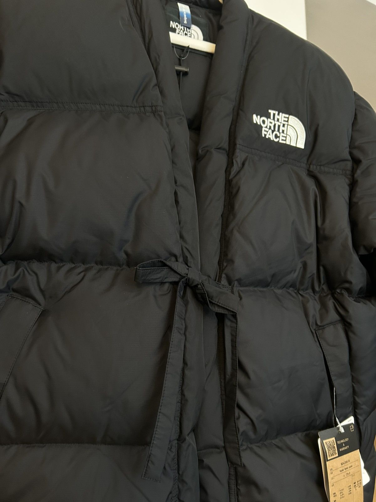 The North Face The North Face Japan Nuptse Hanten Jacket Black - Goldwin- L Size US L / EU 52-54 / 3 - 2 Thumbnail