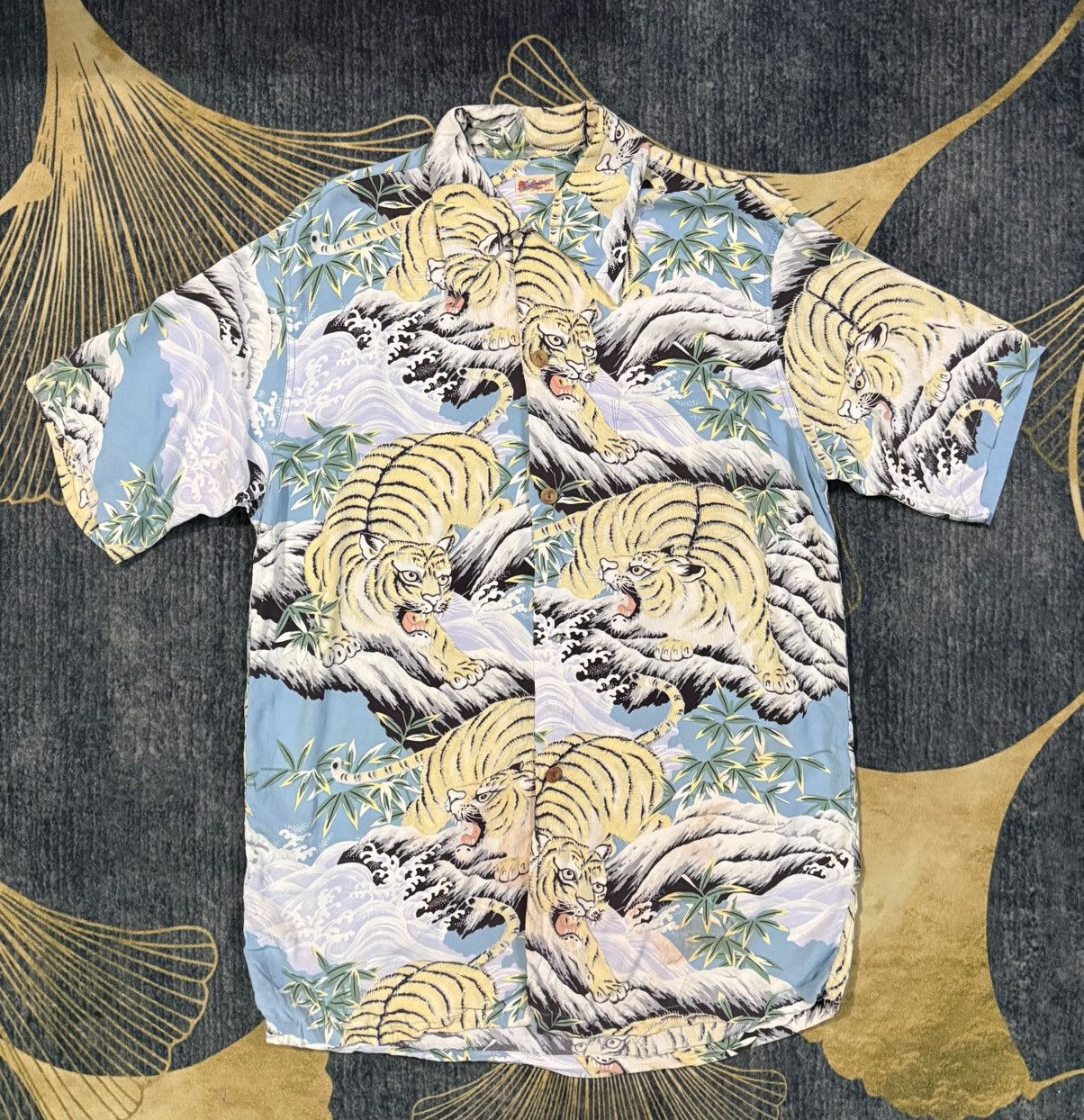 Sun Surf Sun Surf Rayon Vintage Crepe Fighting Tiger Hawaiian Size US L / EU 52-54 / 3 - 2 Thumbnail