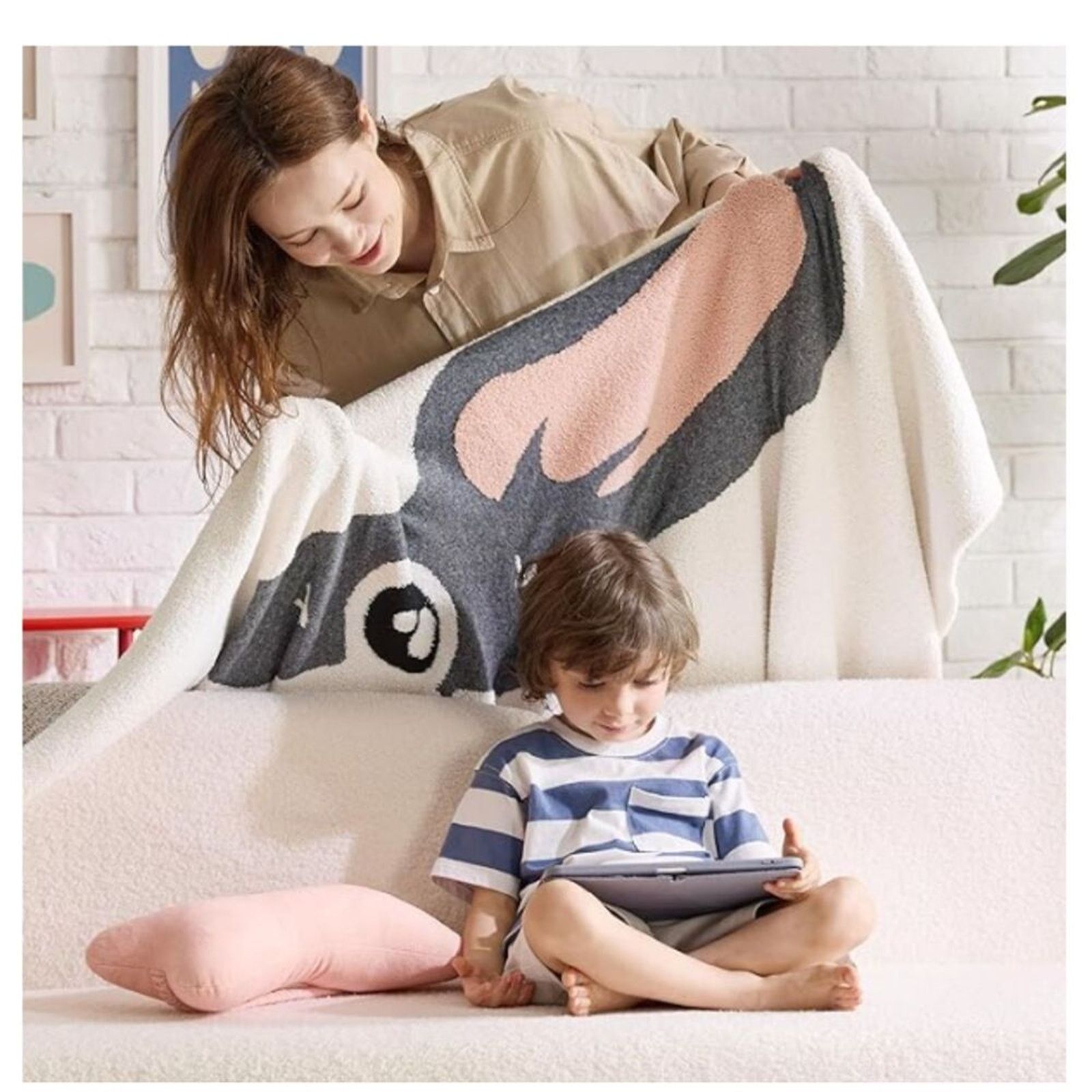 The Unbranded Brand Knit Throw Blanket Lightweight All-Season Beige 50x60 inch Size ONE SIZE - 6 Thumbnail