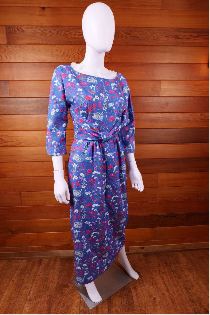 Vintage Vintage women’s hand made 1970’s floral dress medium Size M / US 6-8 / IT 42-44 - 5 Thumbnail