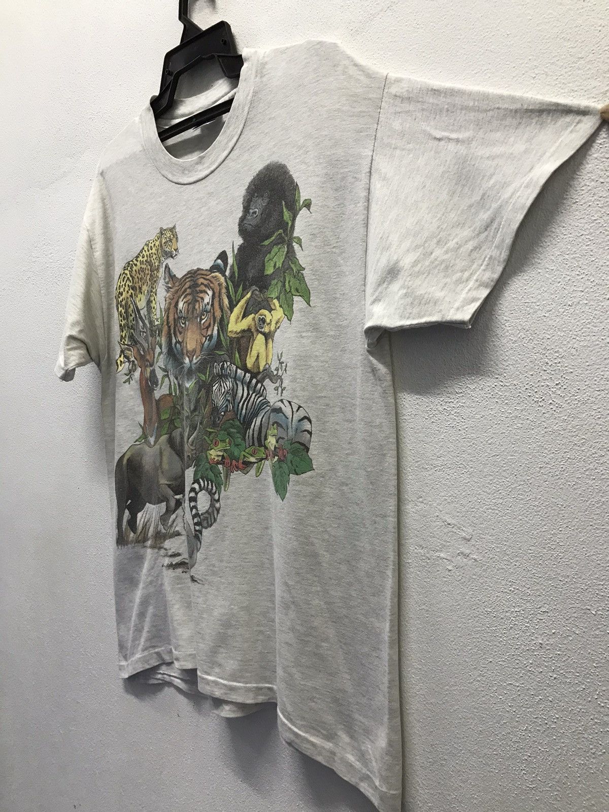 Hanes Vintage Hanes Rain Forest Animal Made In Usa Shirt Size US L / EU 52-54 / 3 - 5 Thumbnail