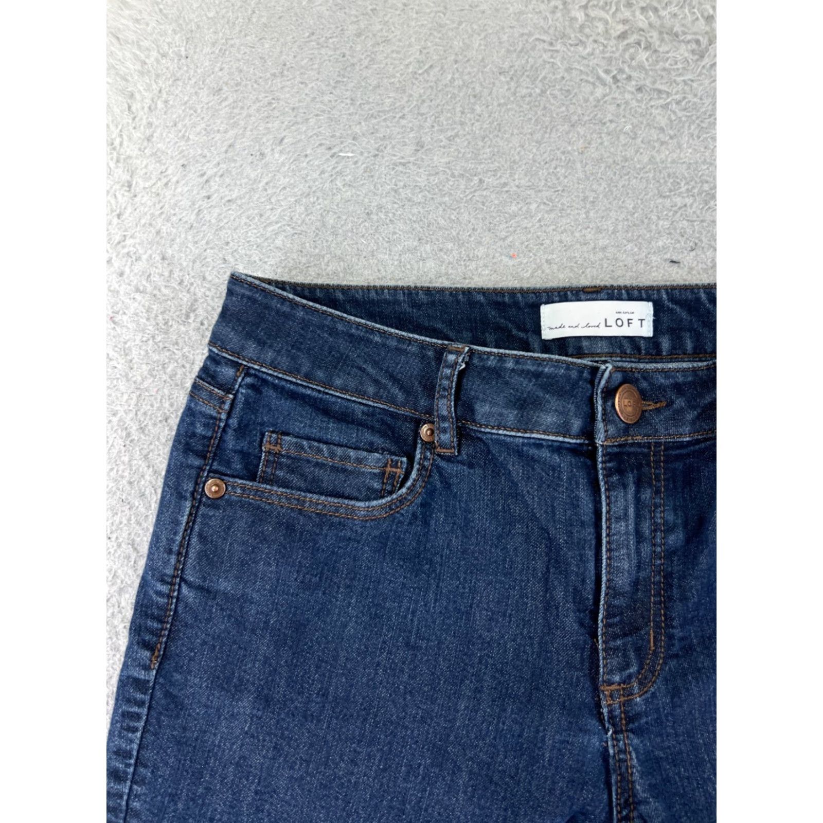 Ann Taylor Ann Taylor Shorts Womens 4 Blue Denim Low Rise Cut-Off Casual 28 Inseam Size 27" / US 4 / IT 40 - 4 Thumbnail