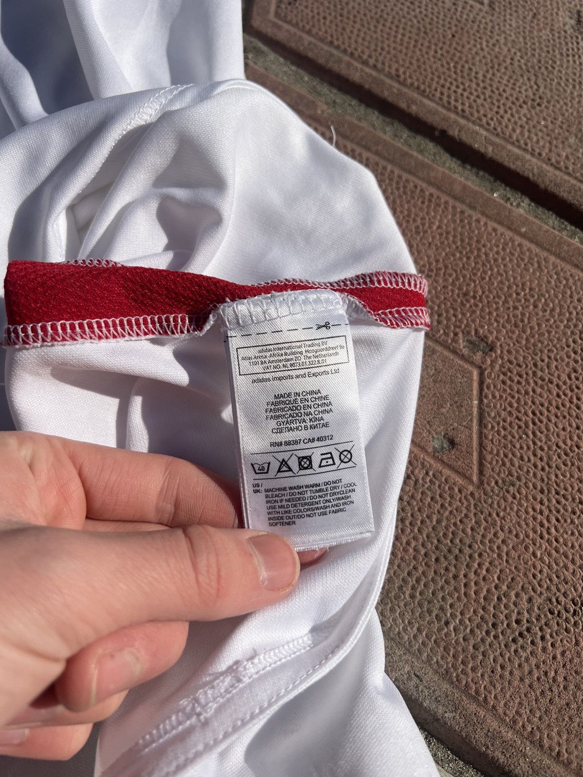 Adidas × Vintage 2011/2012 ADIDAS DENMARK TRAINING FOOTBALL SHIRT SIZE M AOP Size US M / EU 48-50 / 2 - 8 Thumbnail