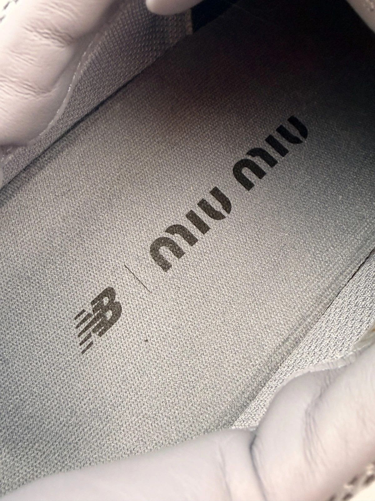 Miu Miu × New Balance Miu Miu x New Balance 530 Grey Suede Size US 9 / EU 42 - 10 Thumbnail