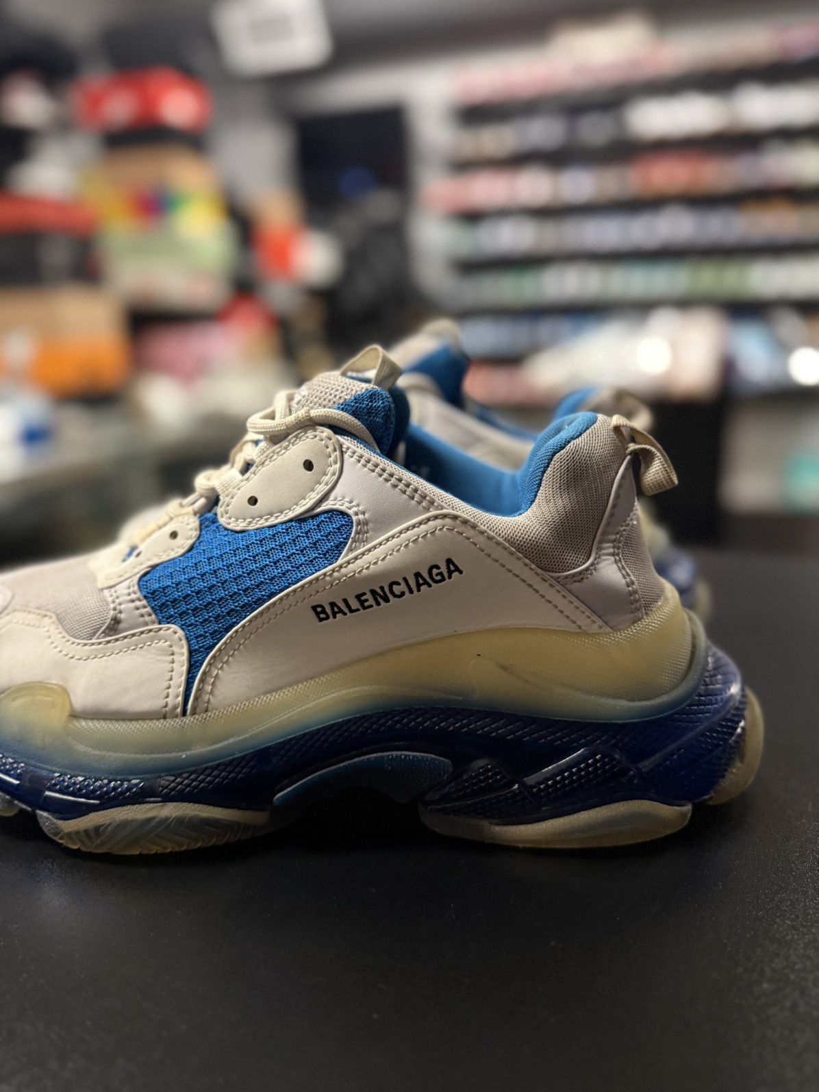 Balenciaga Balenciaga Triple S Sneakers Size 42EU/9US Clean Condition 🧼 Size US 9 / EU 42 - 9 Thumbnail