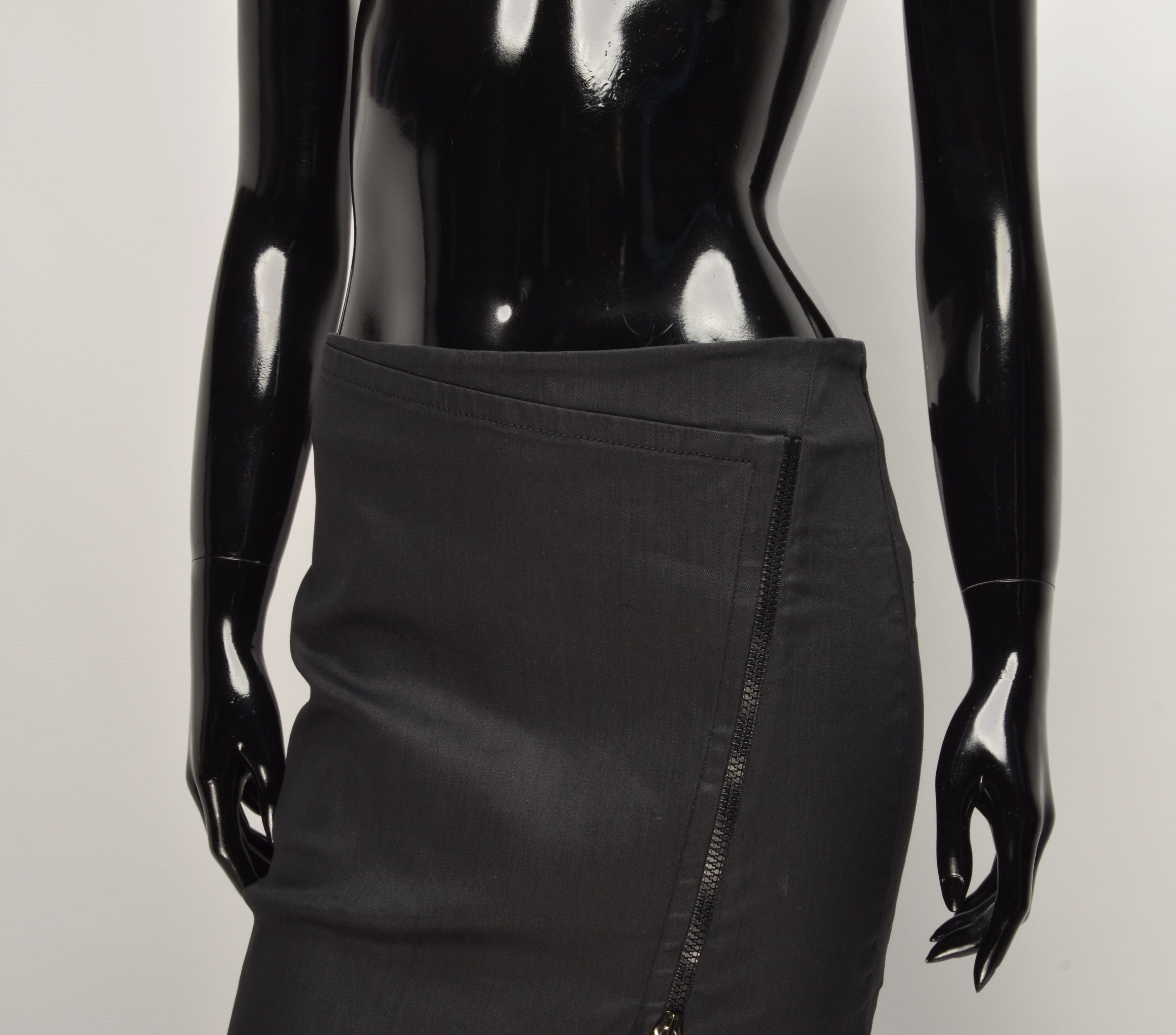 Armani Vintage Armani Jeans Y2K Grunge Glam Pencil Skirt Size 30" / US 8 / IT 44 - 2 Thumbnail