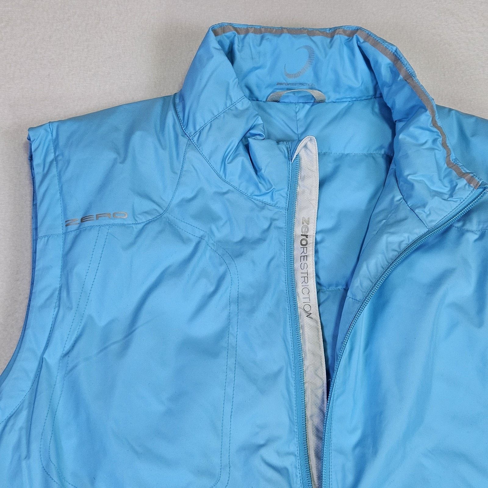 Other Zero Restriction Spencer Vest Goose Down GORE-TEX Golf Size US XL / EU 56 / 4 - 6 Thumbnail