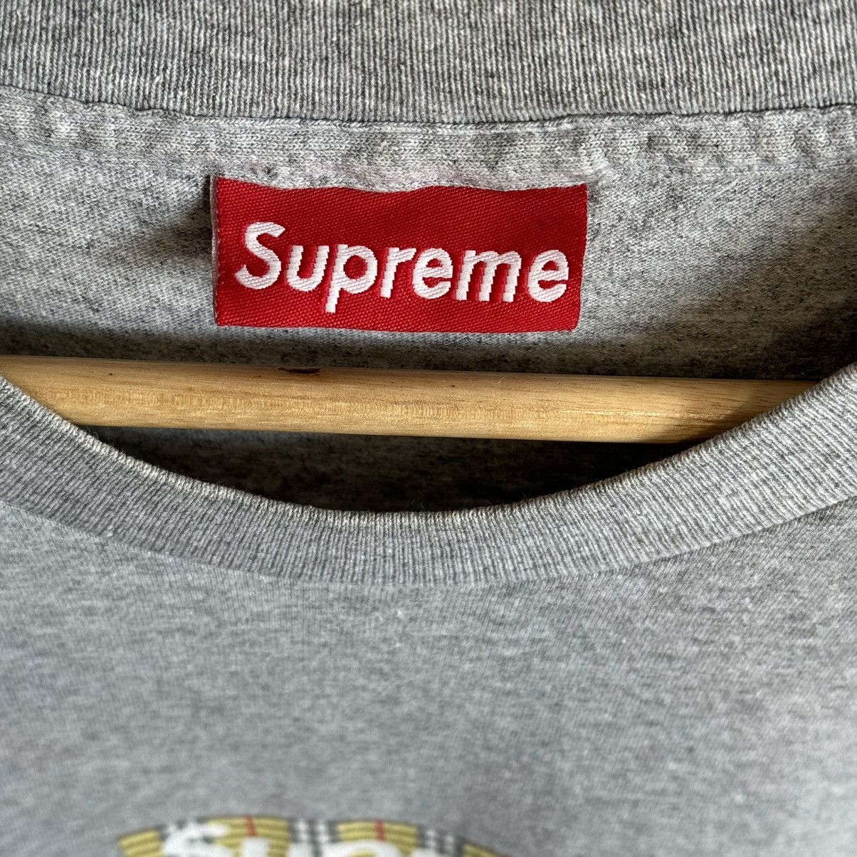 Supreme × Vintage 1997 Supreme Burberry Box Logo Tee OG Size US L / EU 52-54 / 3 - 9 Thumbnail