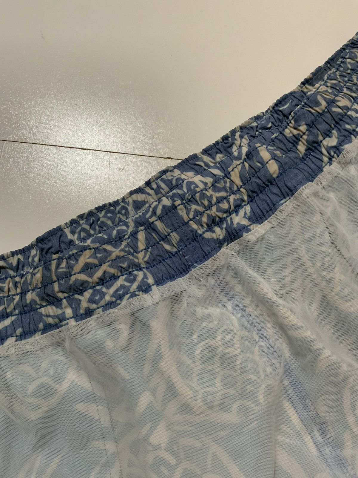 Chubbies Chubbies Faded Blue Pineapple The Thigh Napples 5.5” Shorts Size US 36 / EU 52 - 12 Thumbnail