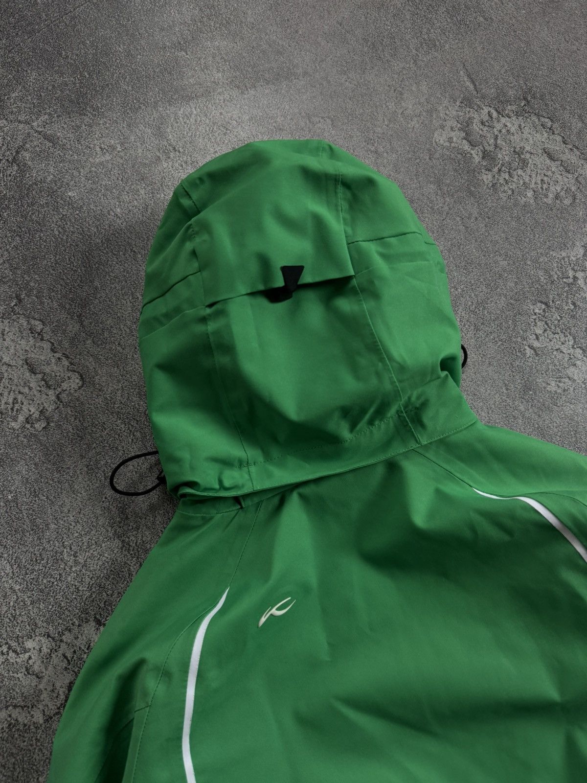 KJUS Kjus M/size outdoor ski snowboarding gorpcore jacket snow Size M / US 6-8 / IT 42-44 - 19 Thumbnail