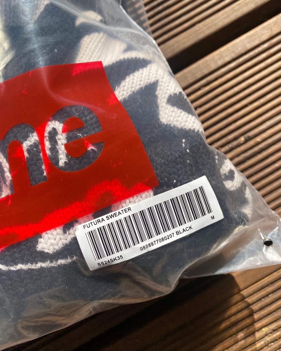 Supreme Supreme Futura Sweater [BLACK] SS24 Size US M / EU 48-50 / 2 - 5 Thumbnail