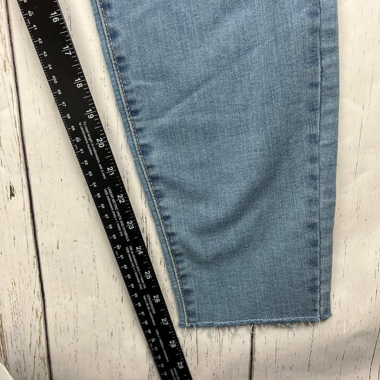 Denizen Denizen from Levi's 34x27 High Rise Skinny Distressed Jeans Size 34" / US 12 / IT 48 - 6 Thumbnail