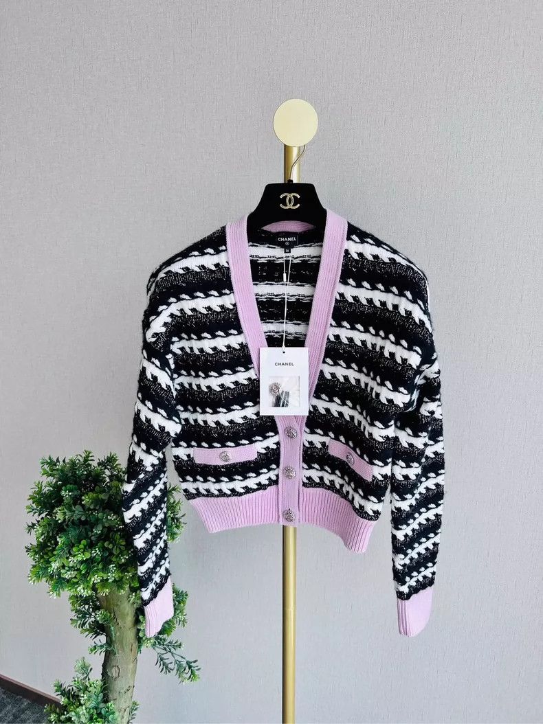 Chanel Chanel Pink Trim Striped Knit Cardigan - dmc Size US S / EU 44-46 / 1 - 1 Thumbnail