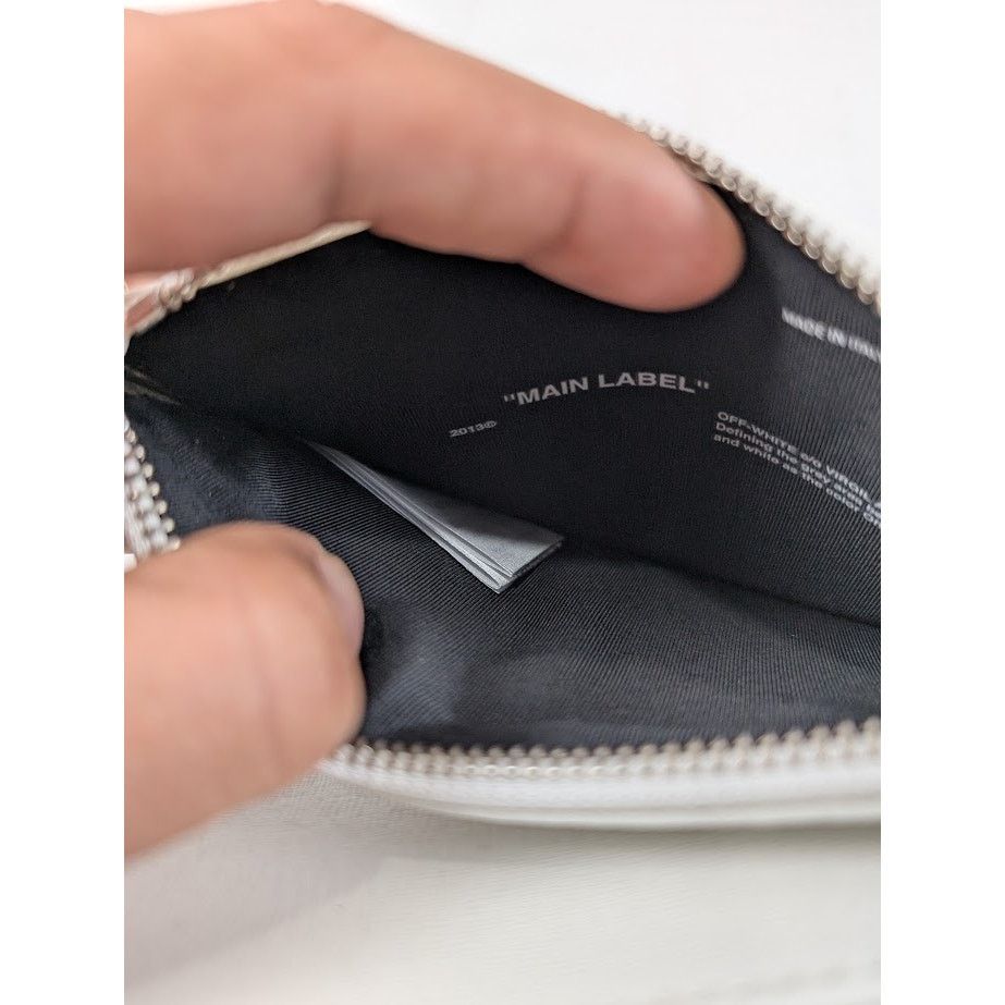 Off-White o1rshd1 Size: OS / Printed Flat Pouch in White Size ONE SIZE - 16 Thumbnail