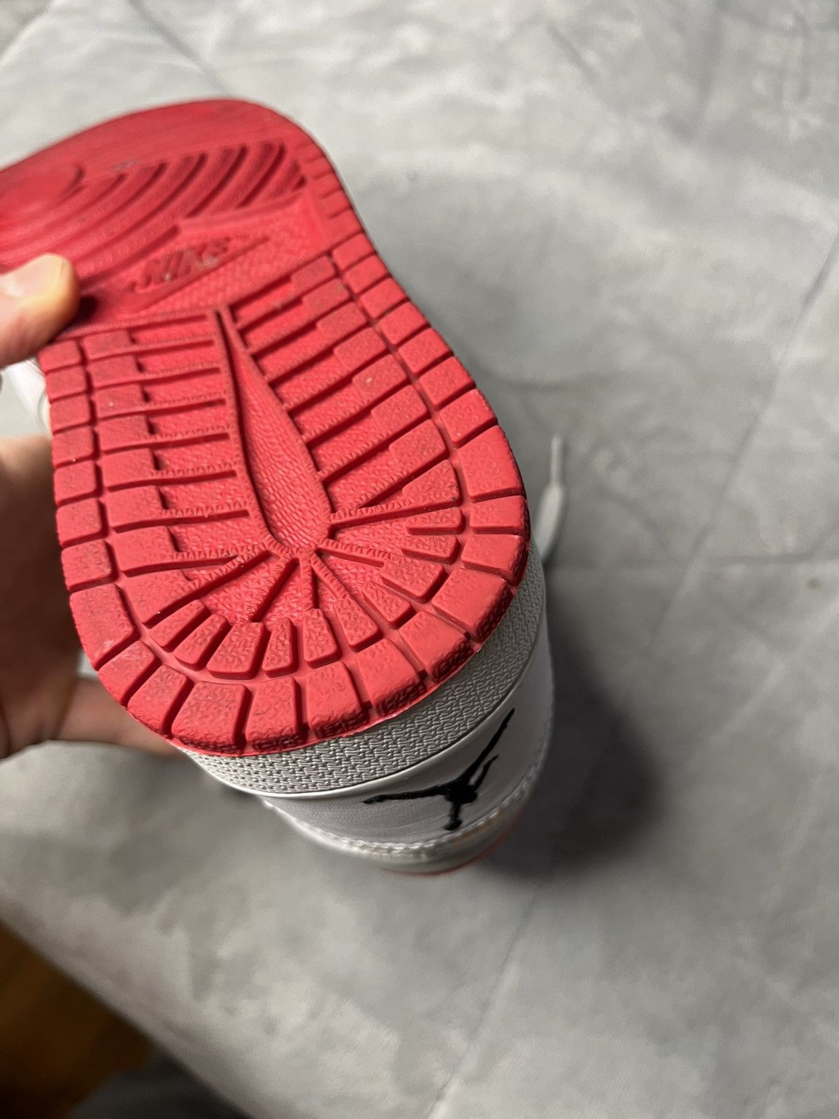 Jordan Brand Jordan retro 1 “Hare” Size US 9 / EU 42 - 12 Thumbnail