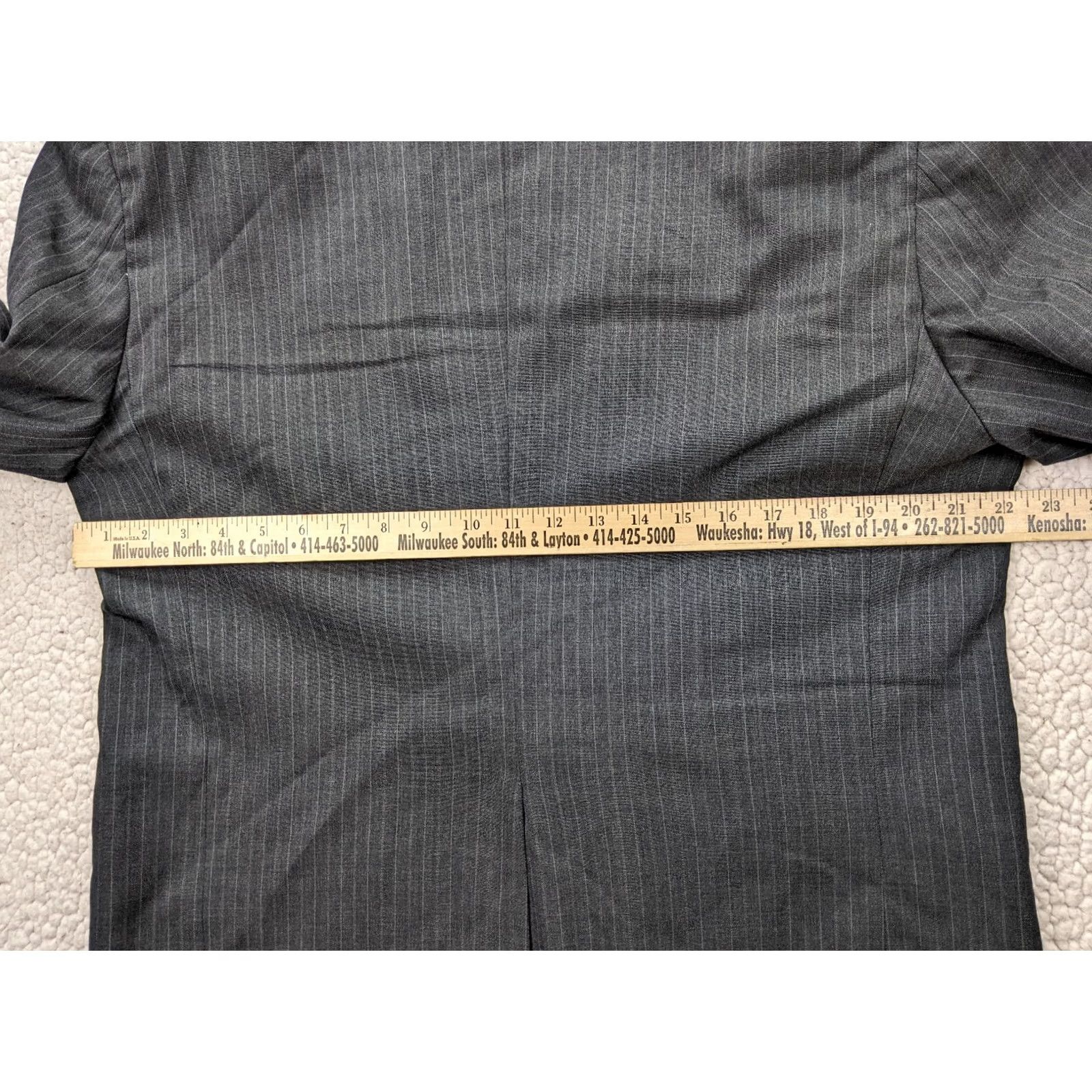 Vintage Richard Thomas Eulberg Mens Blazer Jacket Sport Coat Gray Pinstripe 40L Notch Lapel 2-Button Single-Breasted, Dry Clean Only, Regular Fit, Mens Jacket Size 40R - 6 Thumbnail