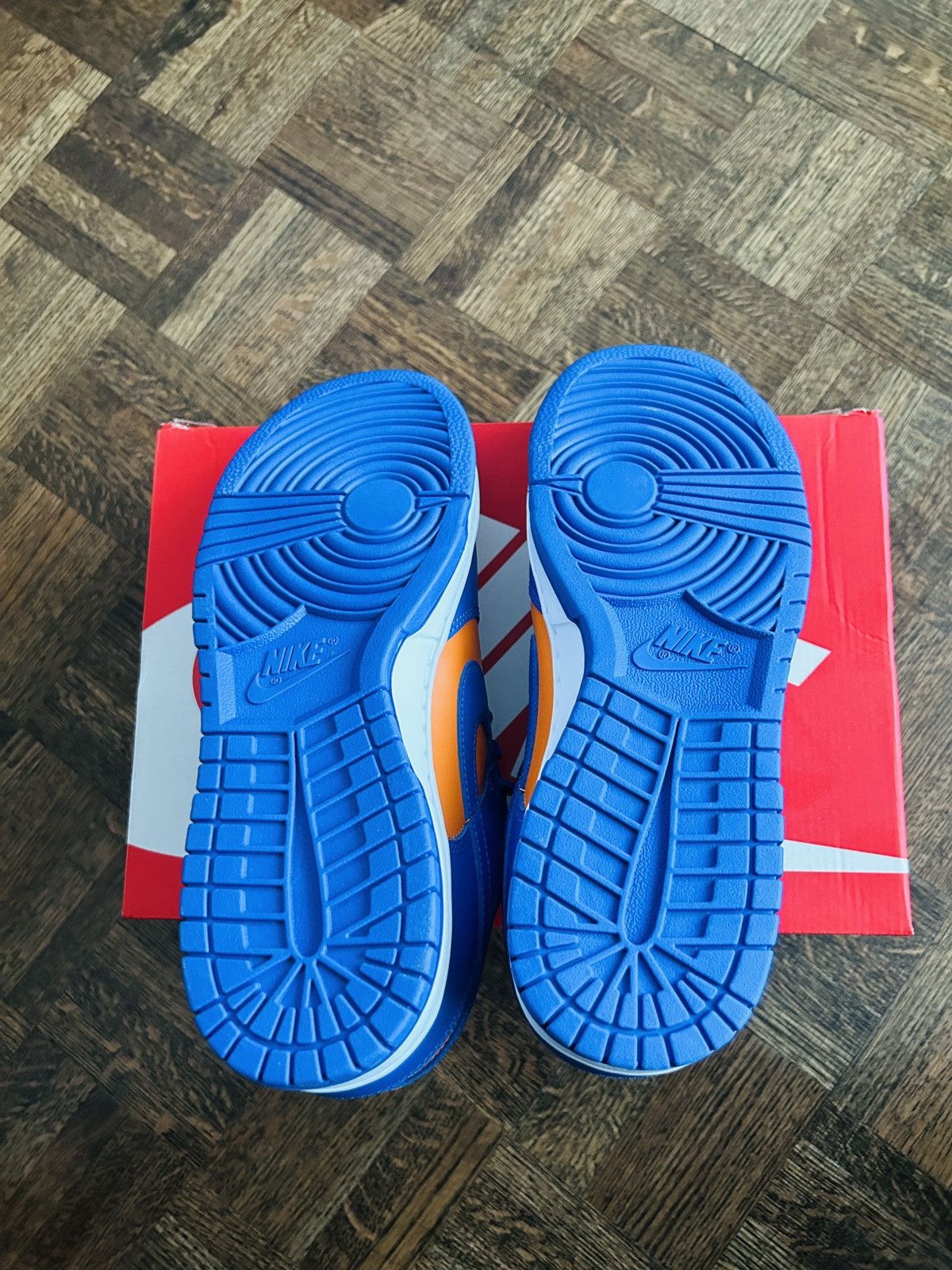 Nike Nike Dunk Low - Knicks - Blue/Orange. NEW Size US 10.5 / EU 43-44 - 5 Thumbnail