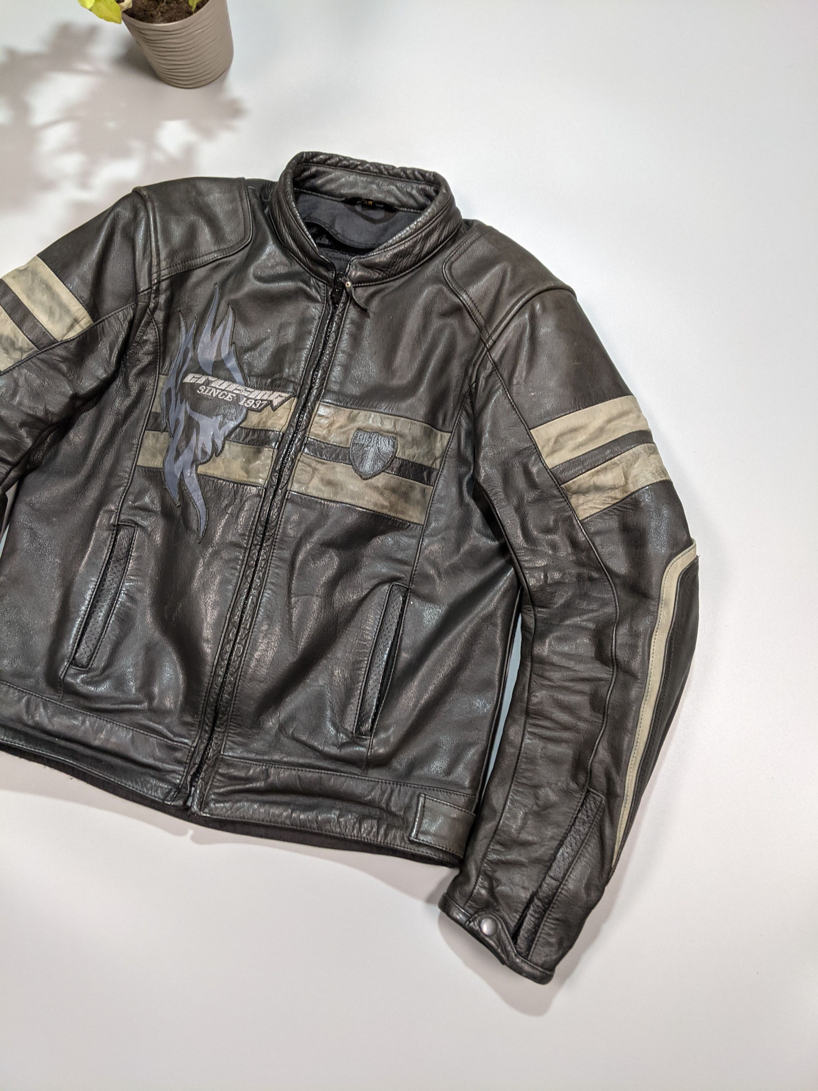Vintage Vintage Men's Leather Heavyweight Motorcycle Biker Jacket Size US XL / EU 56 / 4 - 6 Thumbnail
