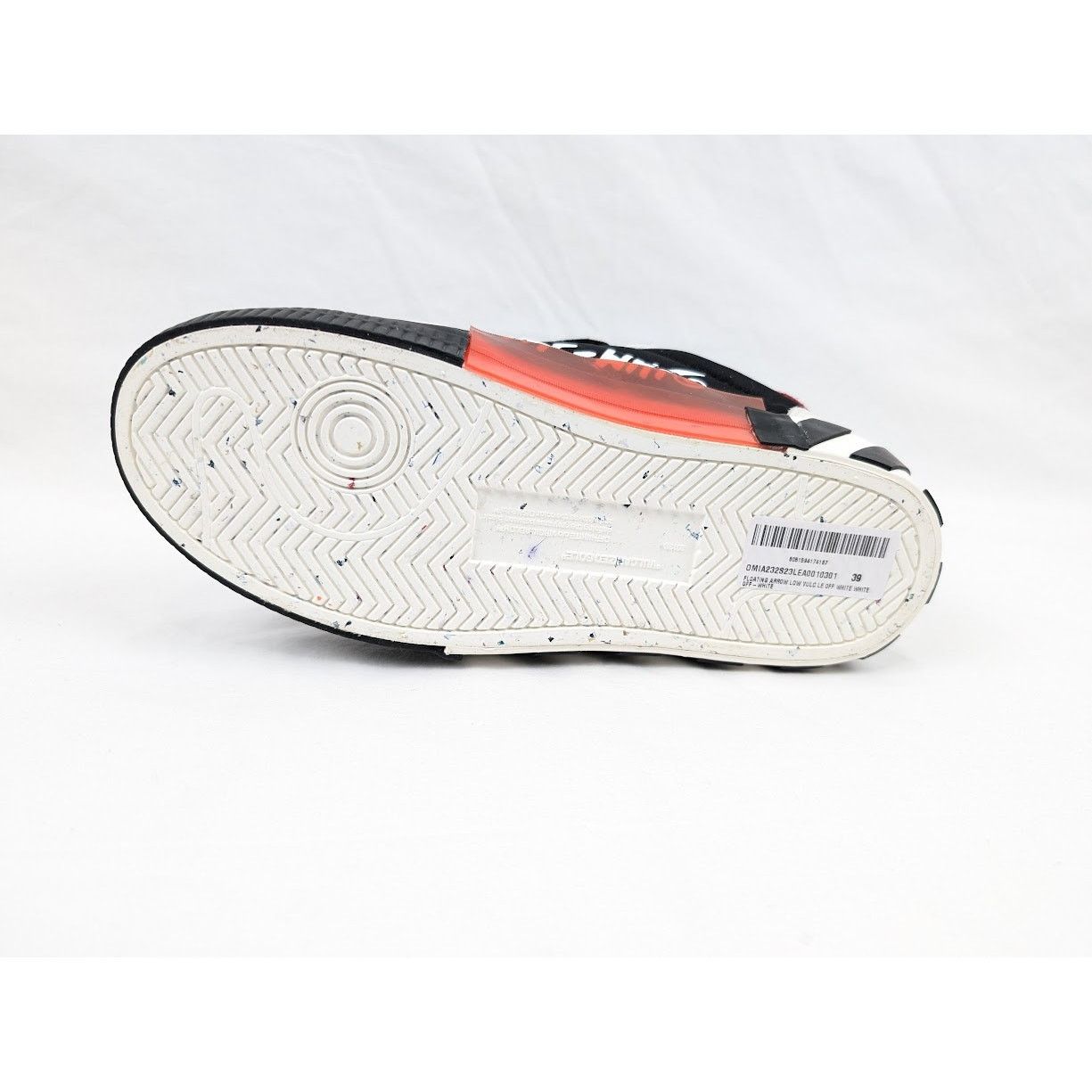 Off-White o1rshd1 Floating Arrow Low-Top Sneakers in Off White Size US 6 / EU 39 - 10 Thumbnail