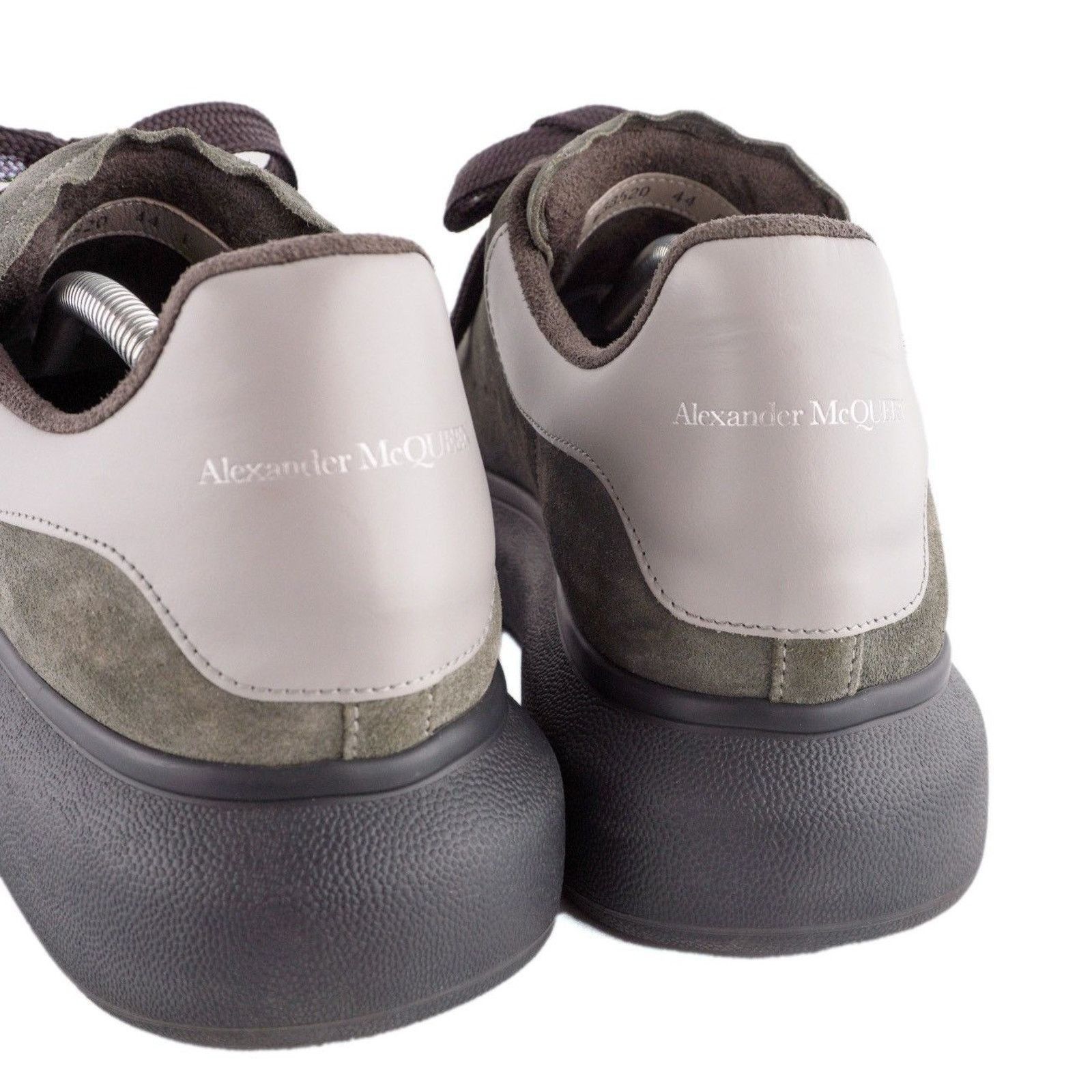 Alexander McQueen Alexander Mcqueen Grey Logo Embossed Oversized Sneakers Size US 11 / EU 44 - 10 Thumbnail