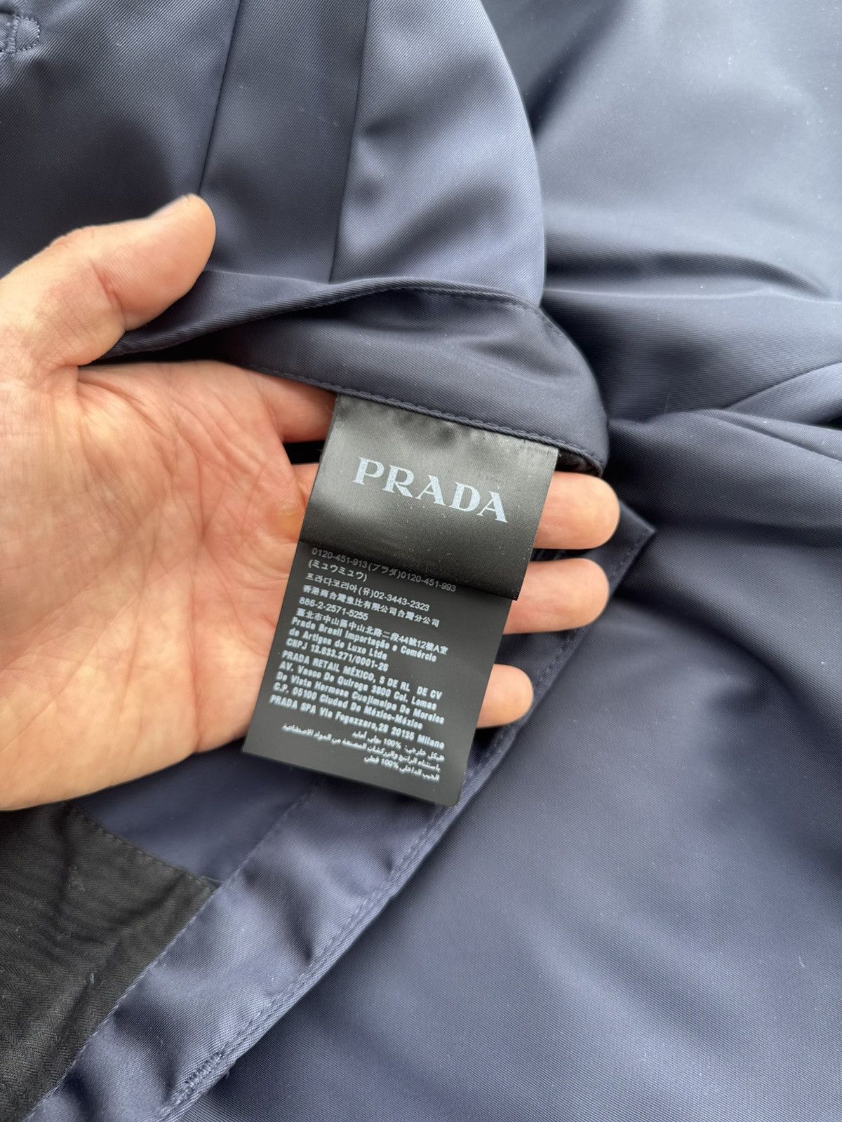 Prada Prada nylon casual pants designer luxury classy rare SS22 Size US 32 / EU 48 - 5 Thumbnail