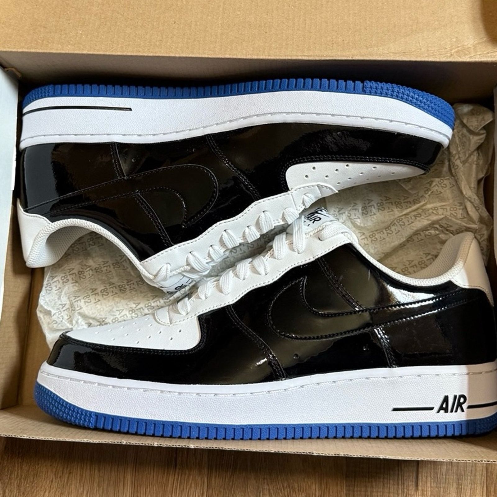 Nike 2014 Nike Air Force 1 Concord Patent Black White Game Royal Size US 10 / EU 43 - 2 Thumbnail