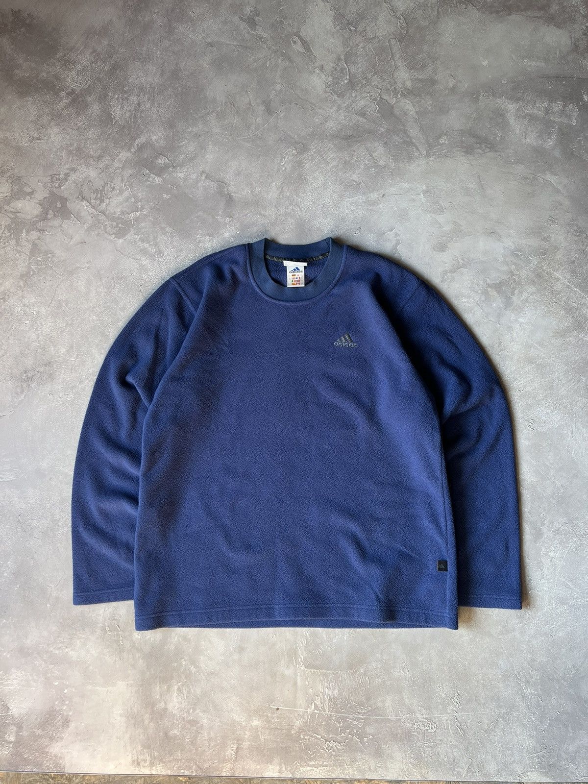 Vintage Vintage Adidas Y2k Fleece Sweatshirt Size US M / EU 48-50 / 2 - 1 Thumbnail